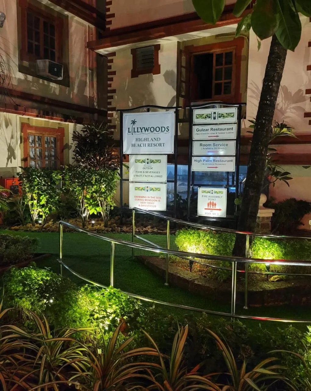 Night in Lillywoods Highland Beach Resort- Candolim