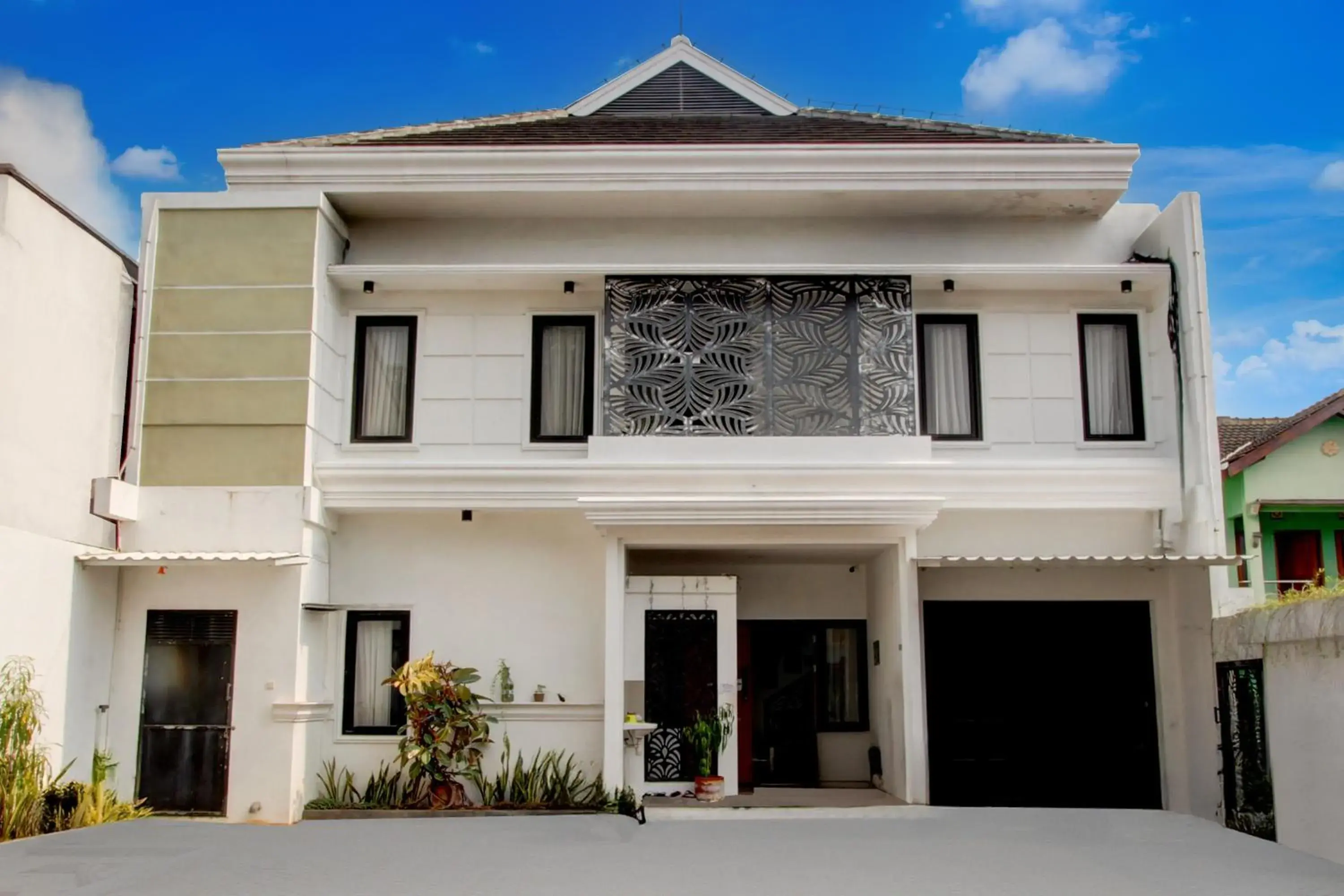 Hotel O Rumah Daun Guesthouse Jogja Hotel O Rumah Daun Guesthouse Jogja