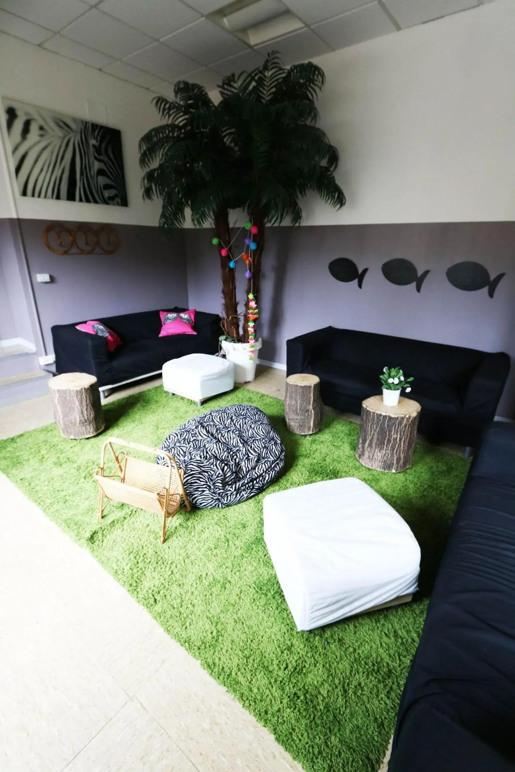 Bed in 8-Bed Mixed Dormitory Room in Panda Hostel Bed in 8-Bed Mixed Dormitory Room in Panda Hostel