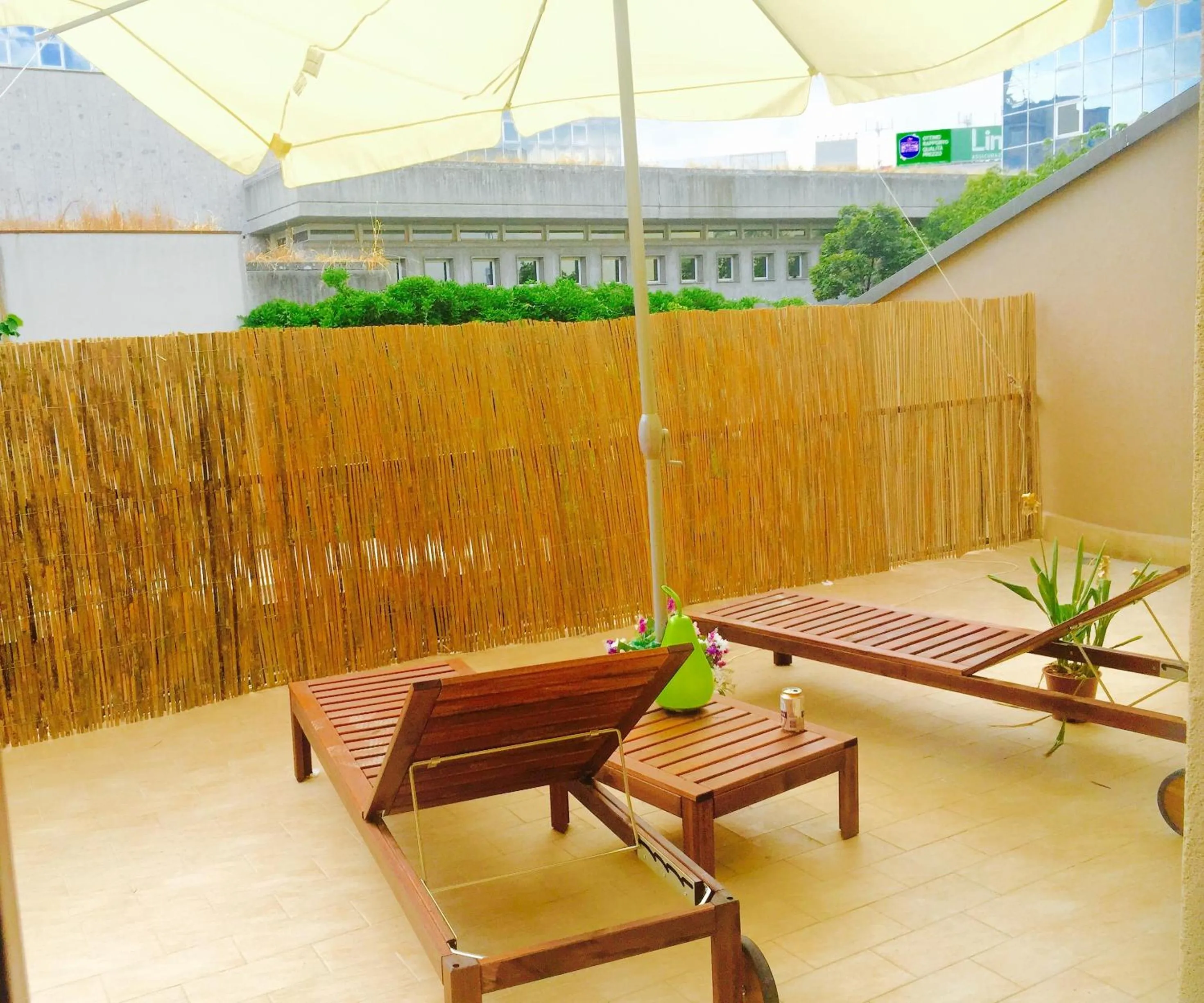 Balcony/Terrace in Panda Hostel