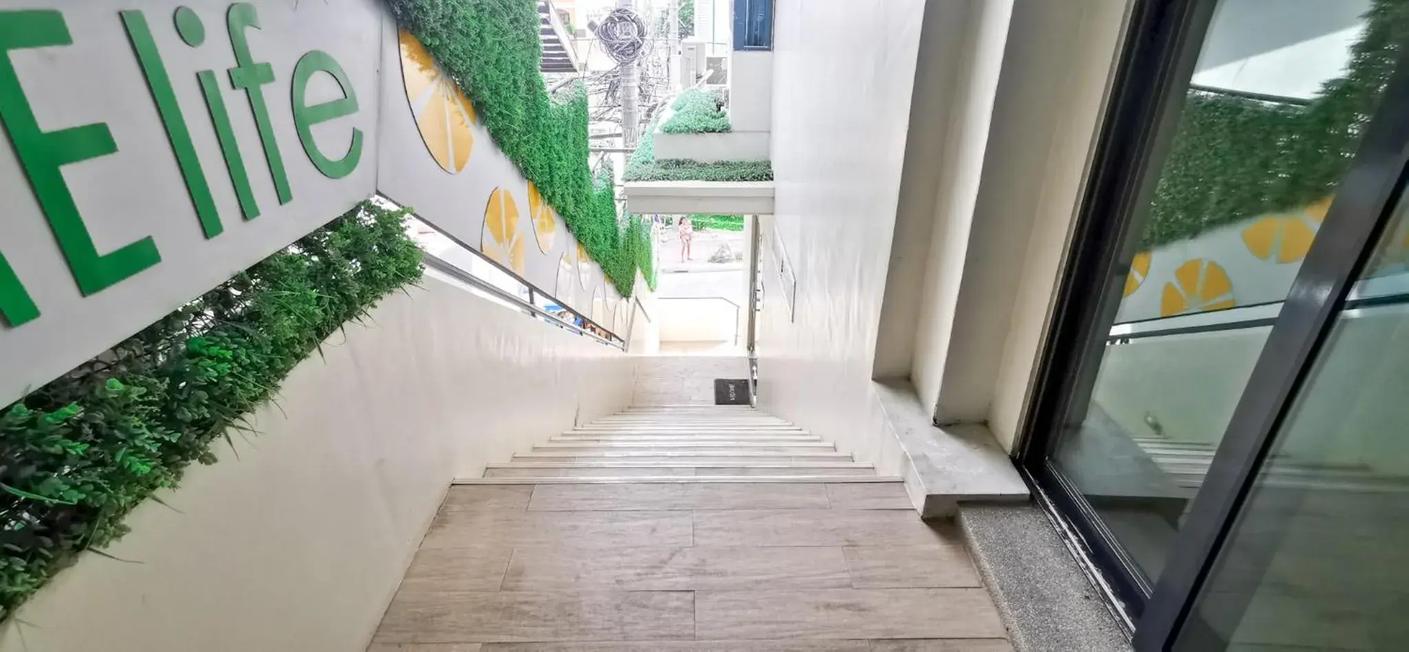 Facade/entrance in Lime Hotel Boracay Facade/entrance in Lime Hotel Boracay