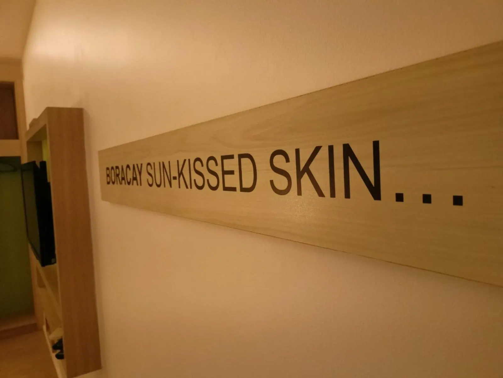 Text overlay in Lime Hotel Boracay