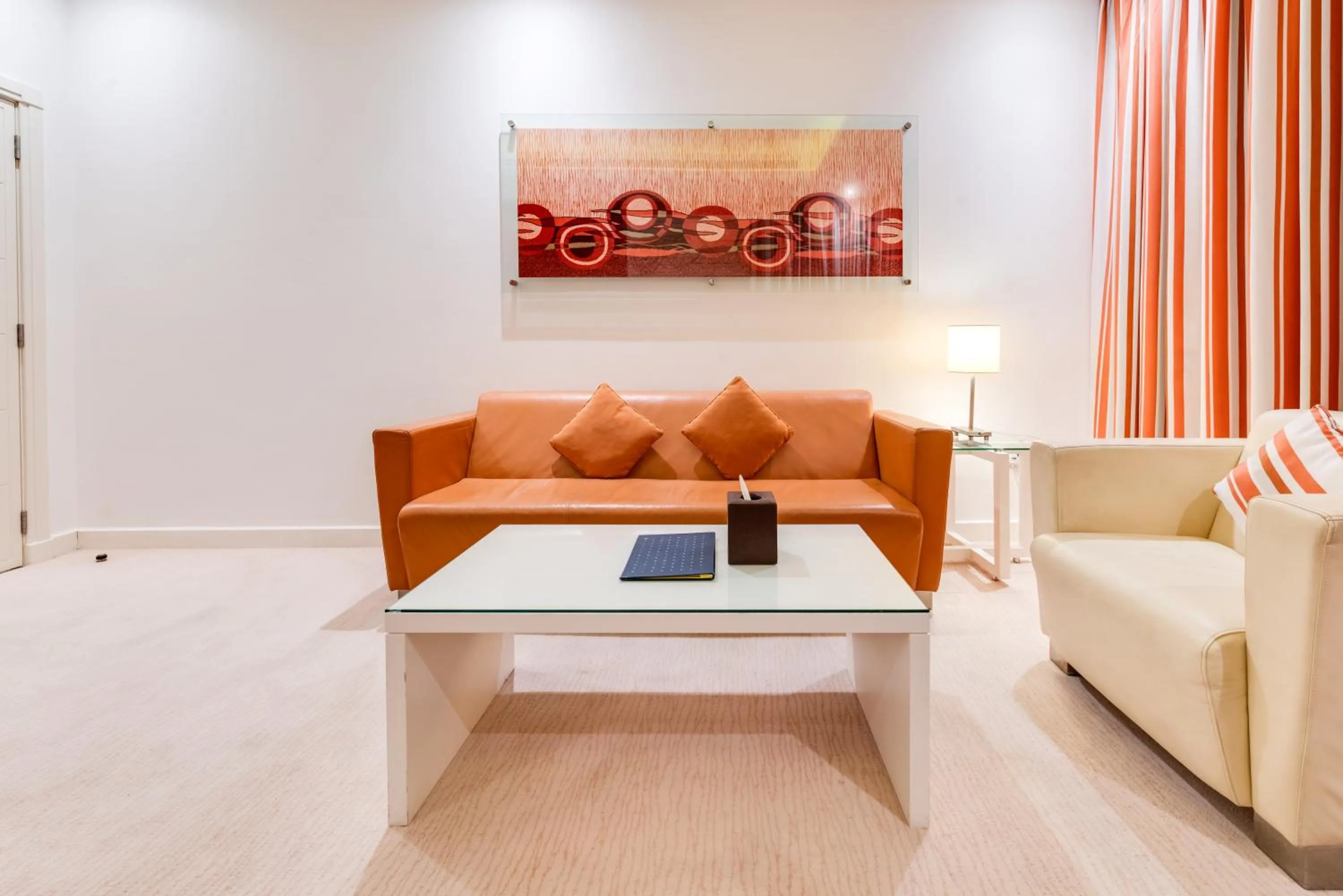 Living room, Seating Area in Golden Tulip Downtown Abu Dhabi