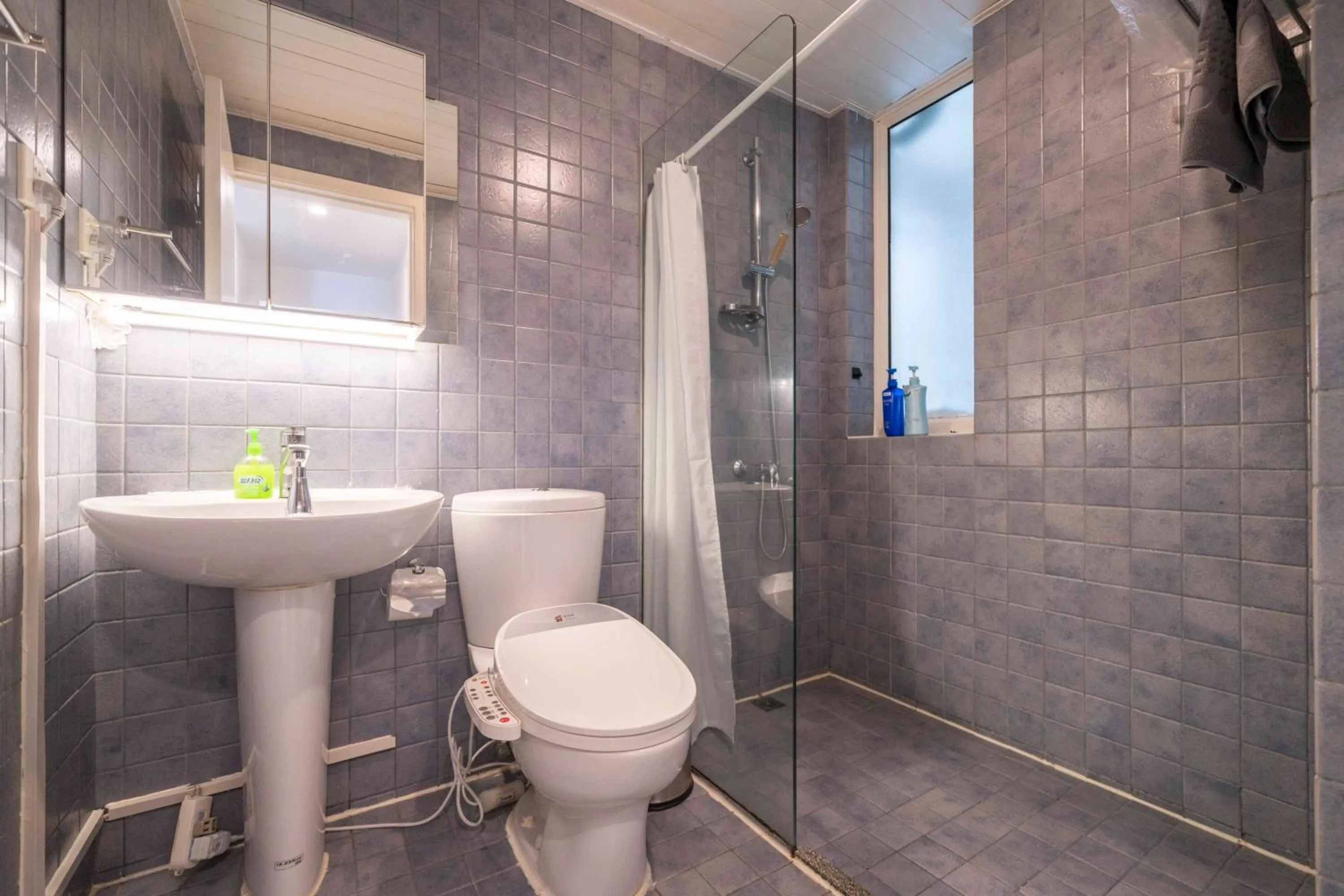 Tyms Xujiahui Elegant 1BR APT