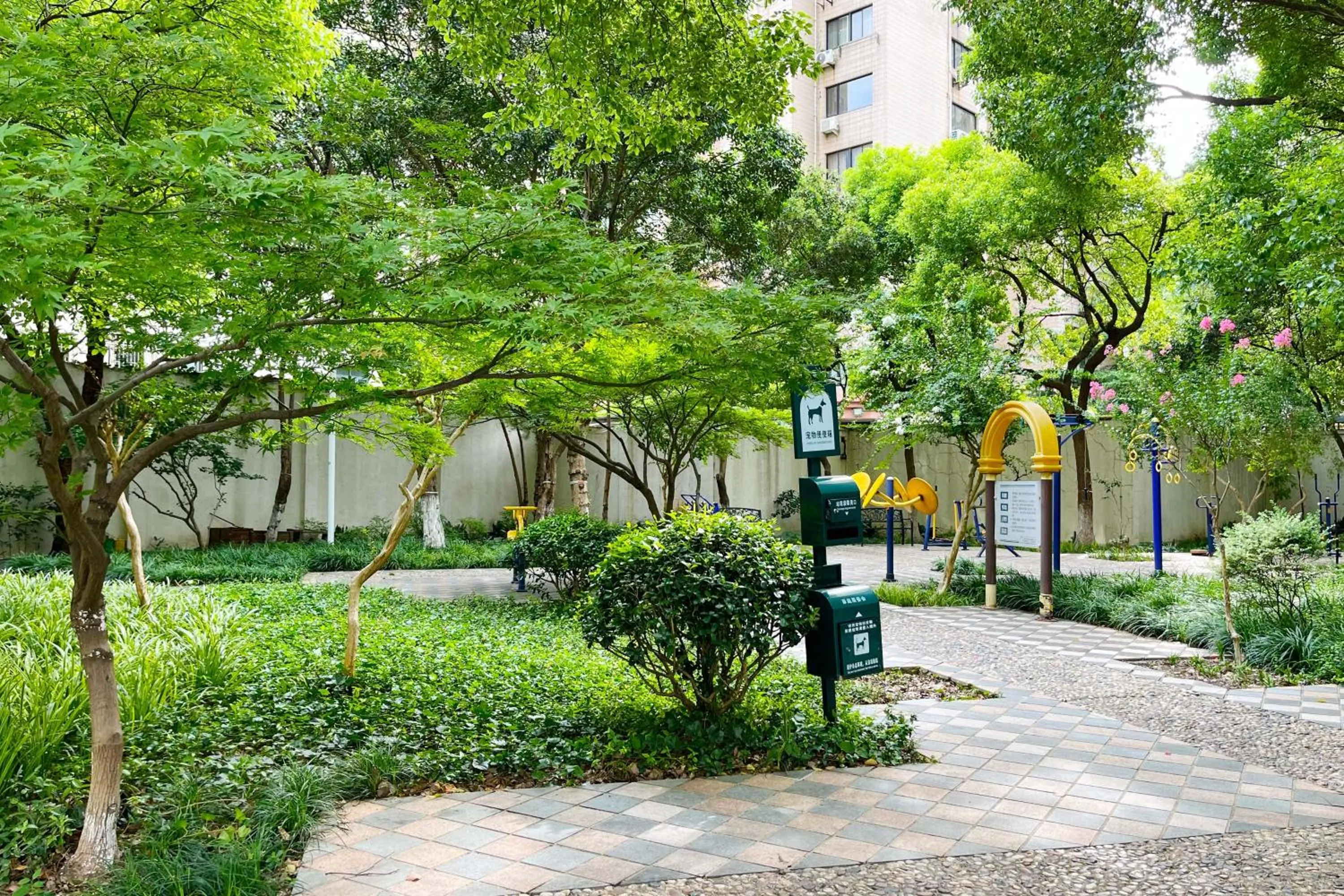 Tyms Xujiahui Elegant 1BR APT