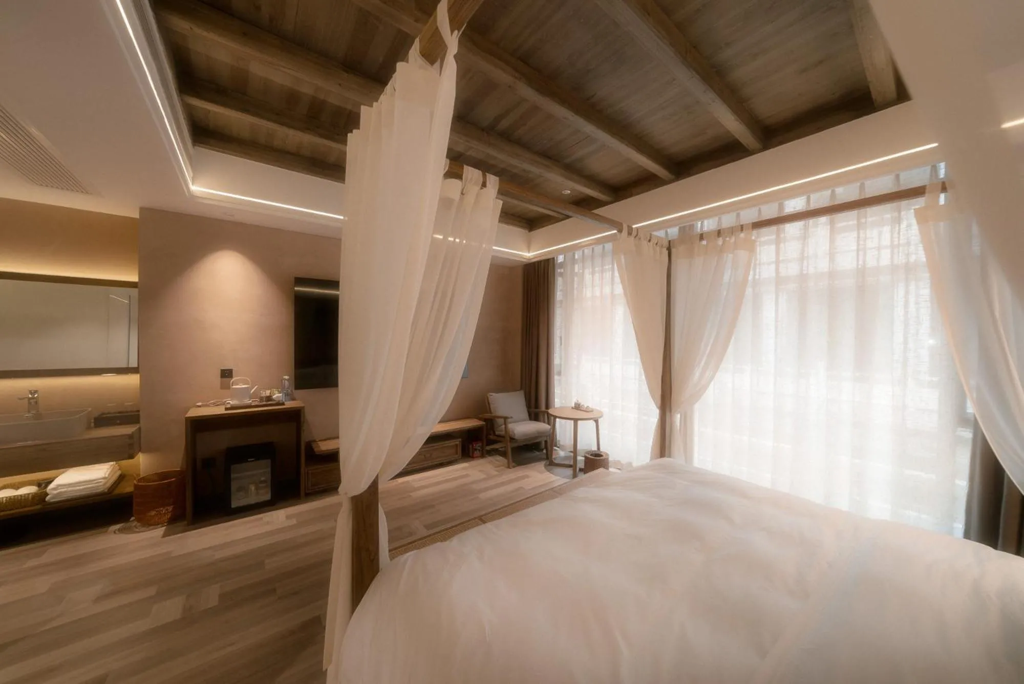 Bed in Shishe Spring Designer Homestay