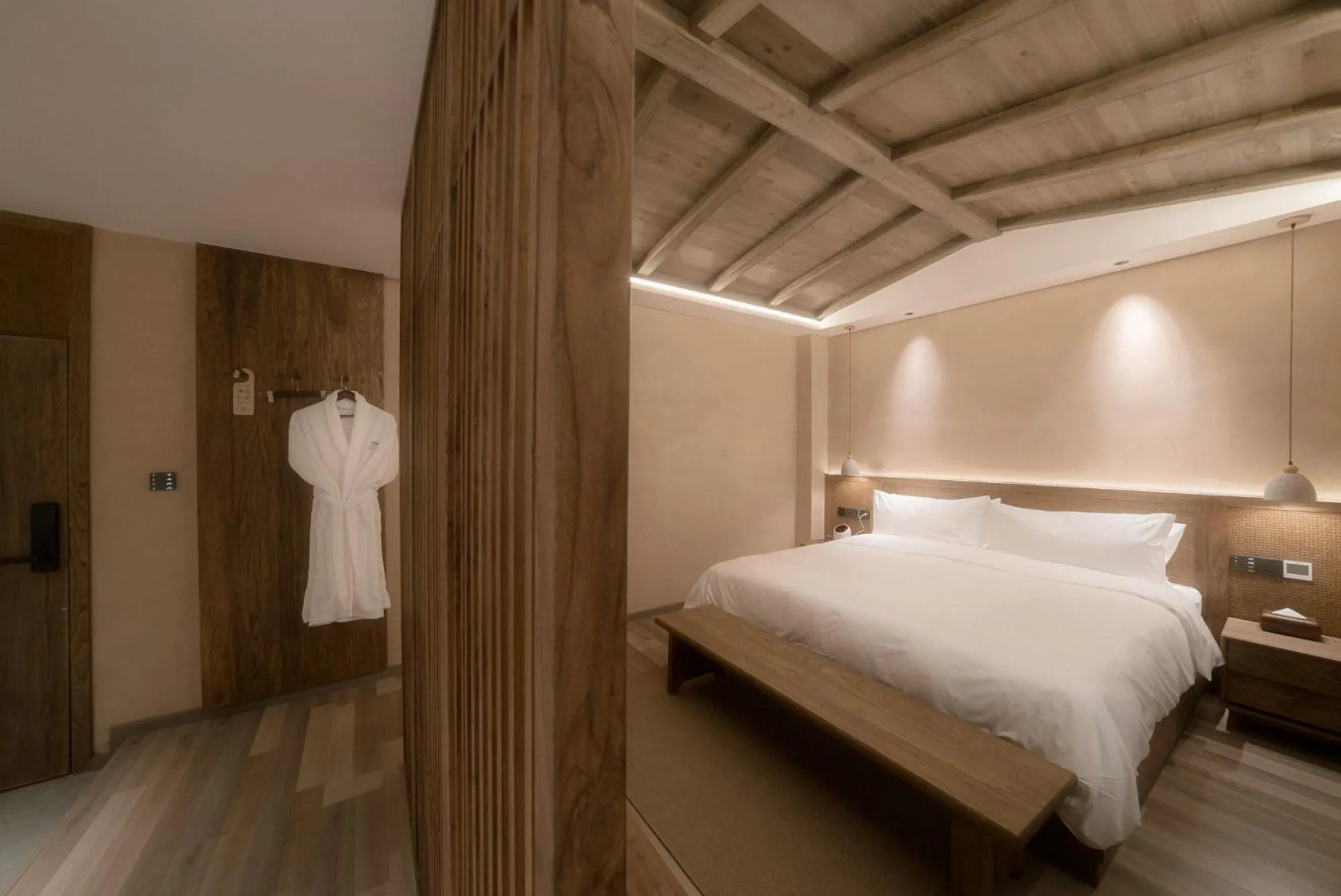 Bed in Shishe Spring Designer Homestay