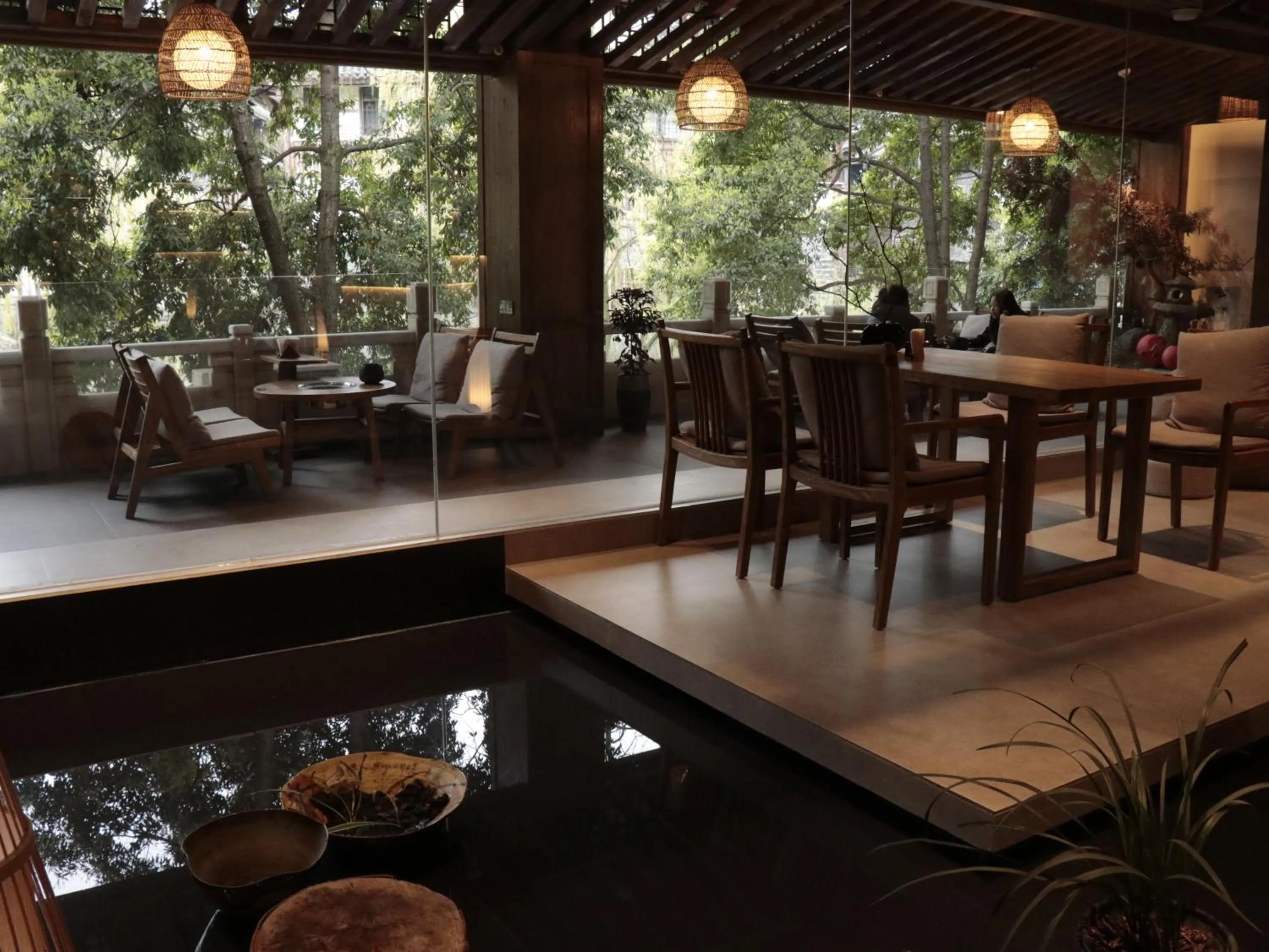 Shishe Spring Designer Homestay
