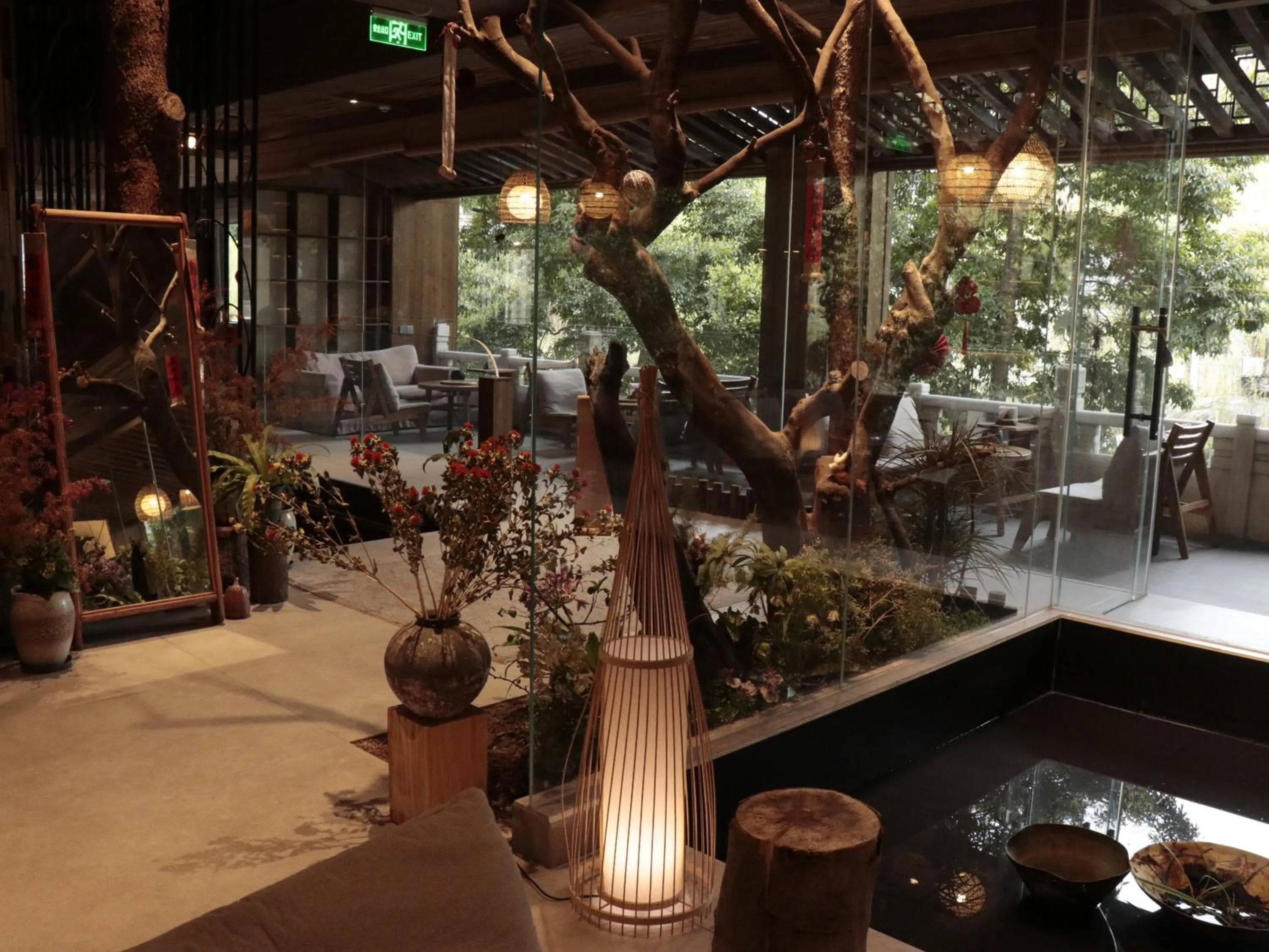 Shishe Spring Designer Homestay
