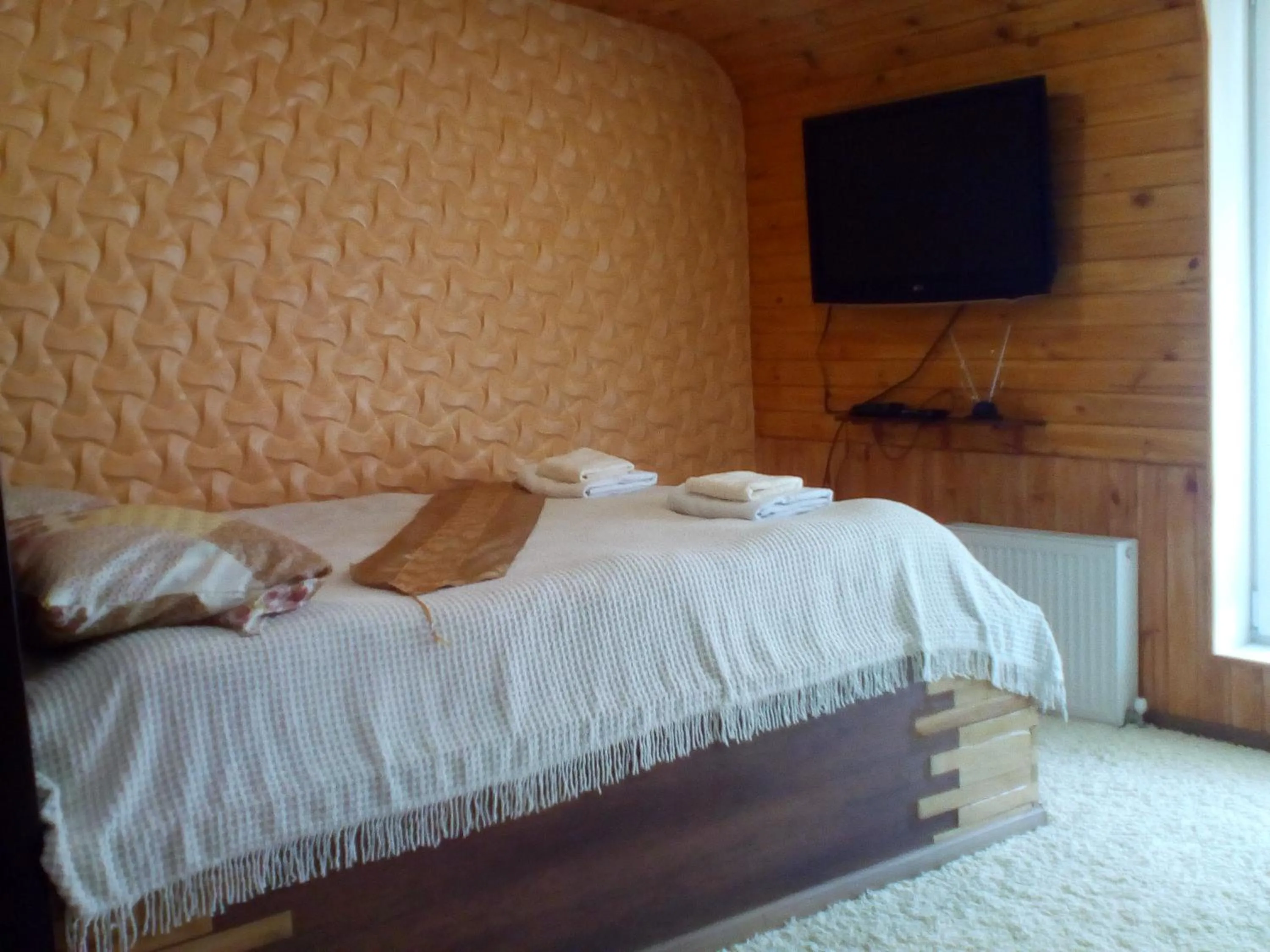 Photo of the whole room, Bed in motel Pid Strihoyu