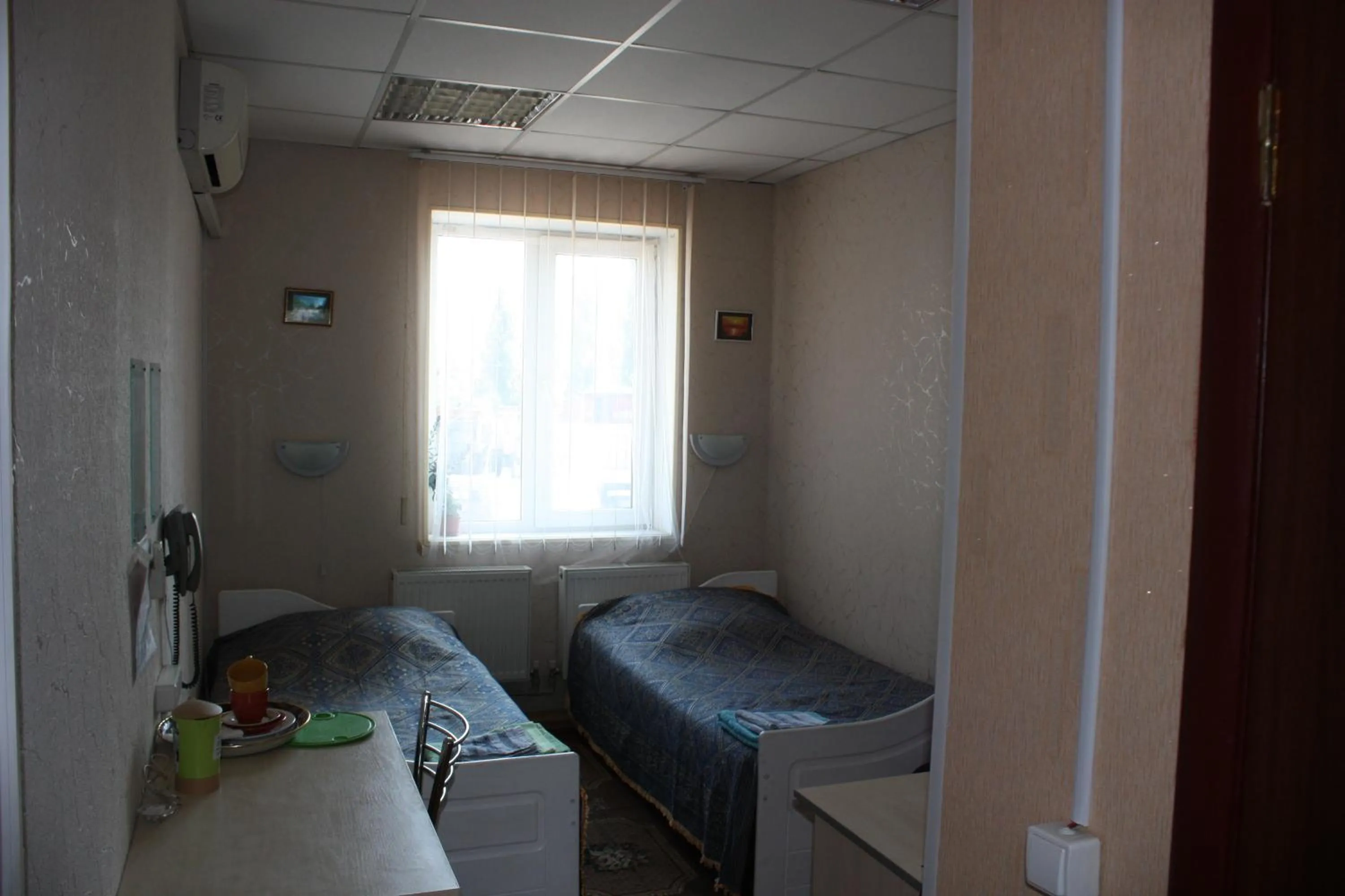 Bed in motel Pid Strihoyu