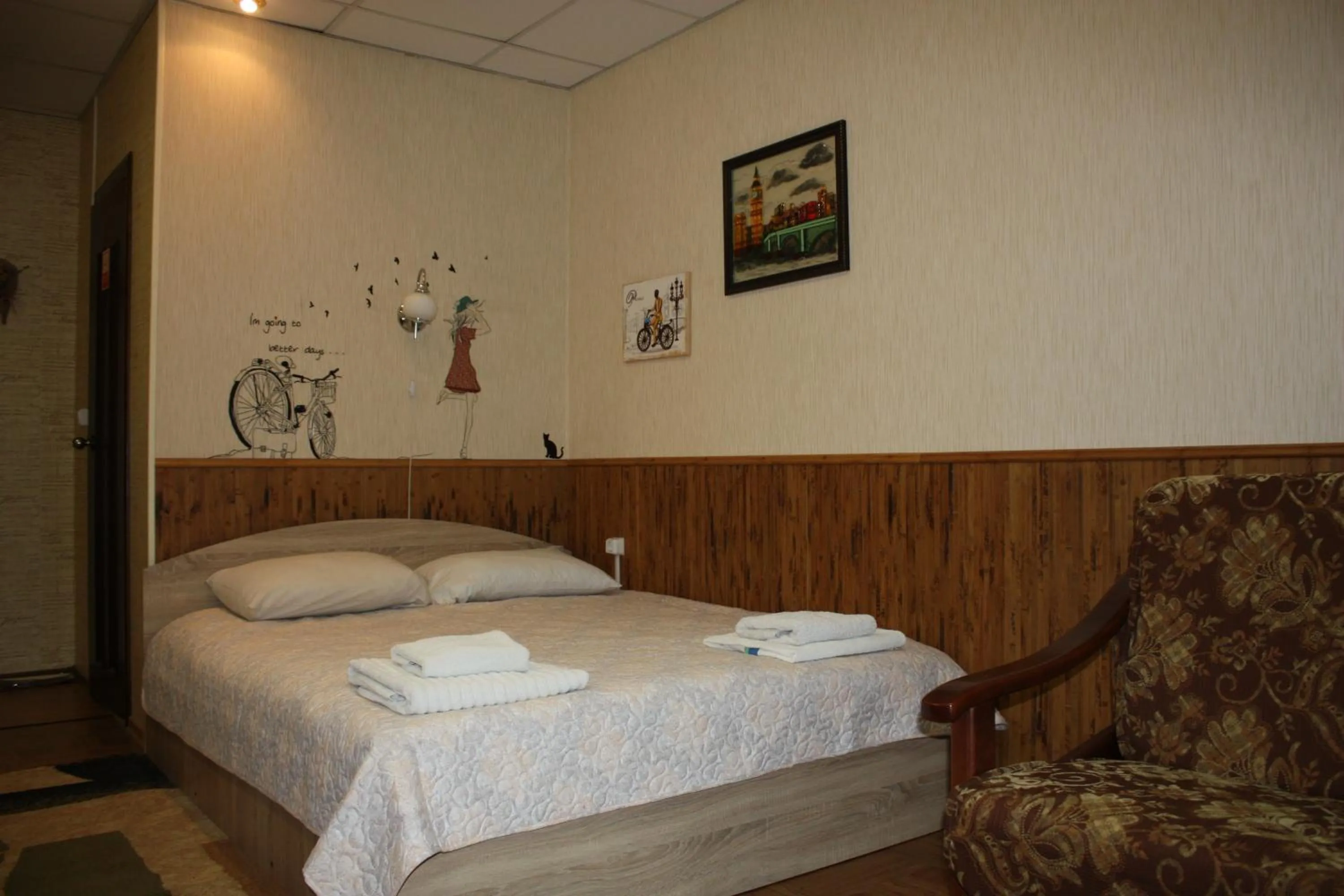 Bed in motel Pid Strihoyu