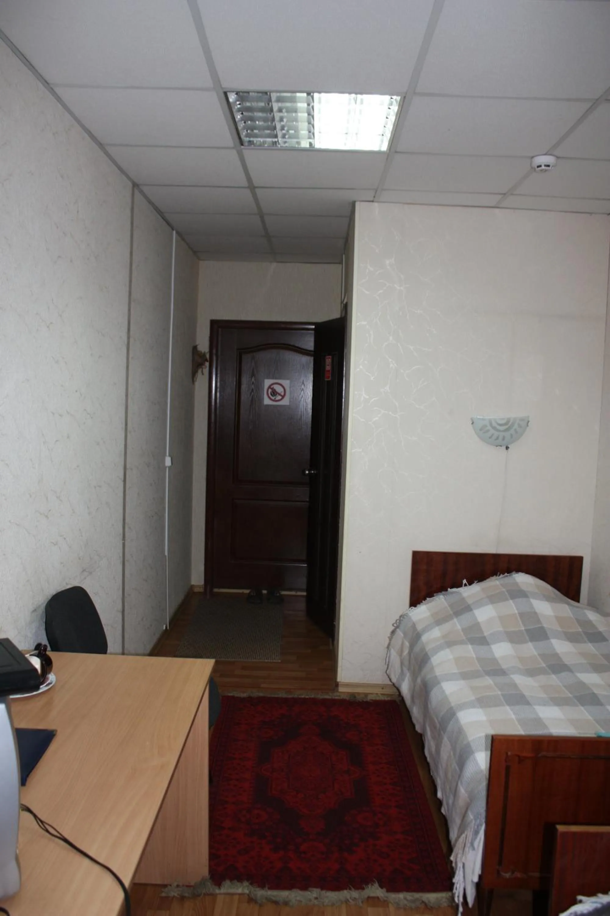 Bed in motel Pid Strihoyu