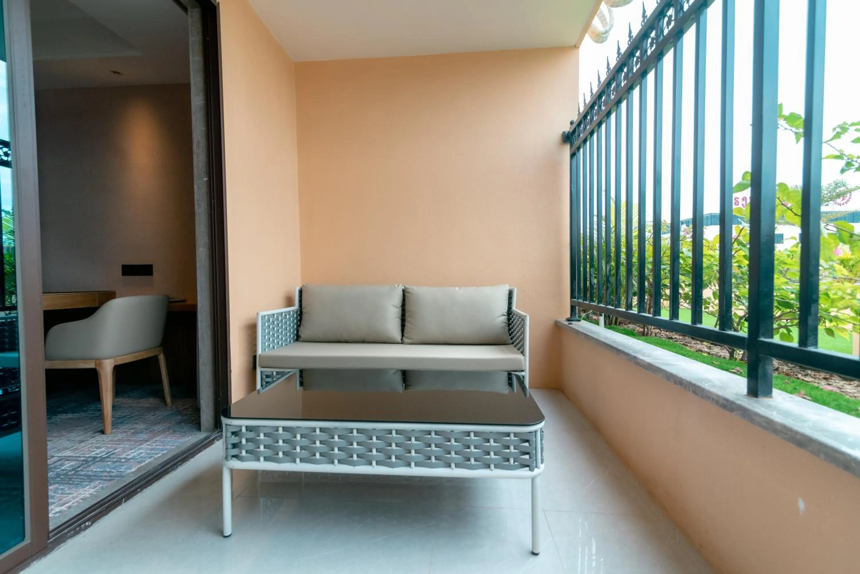 Balcony/Terrace in ShengDa International Hotel