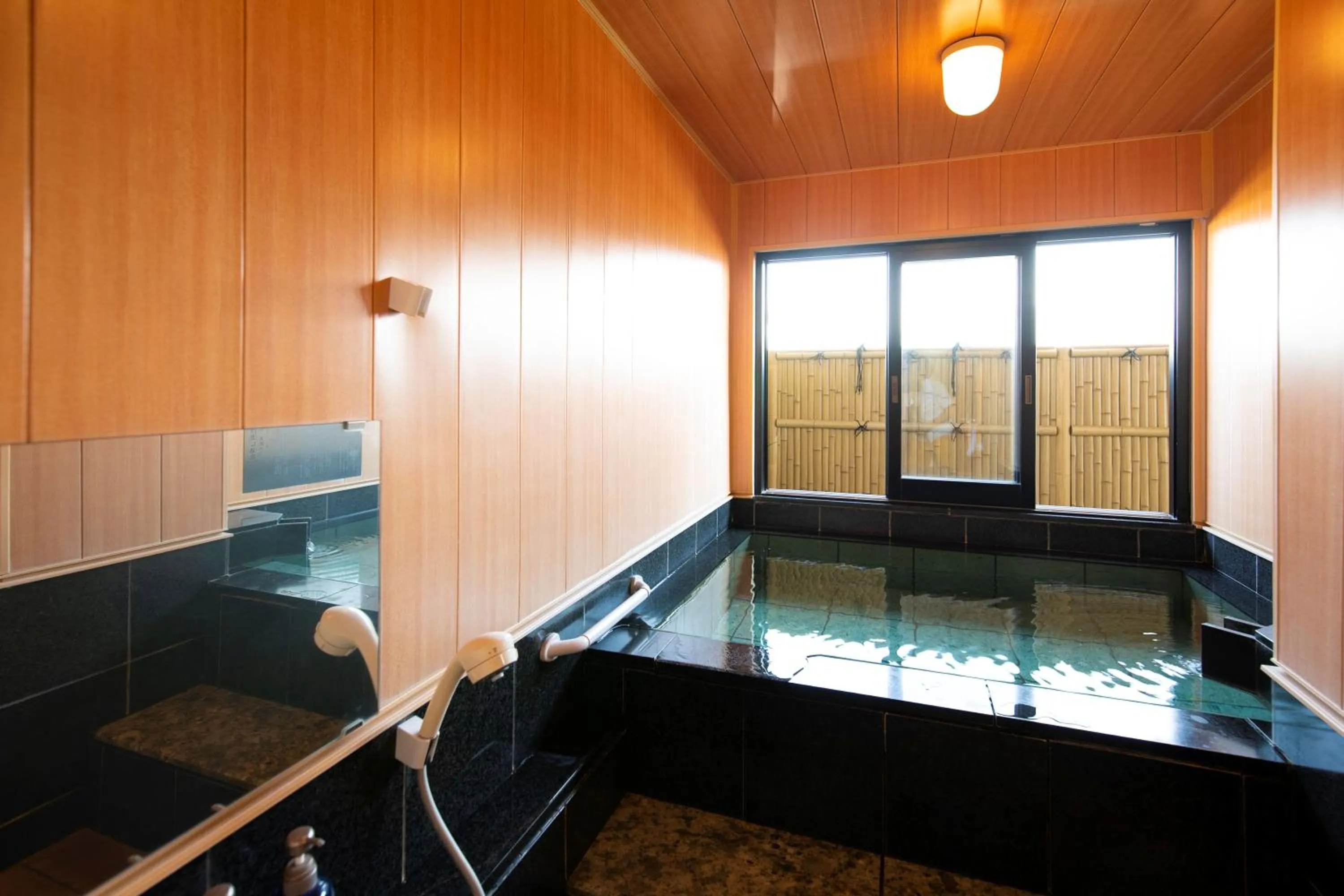 Hot Spring Bath in Mt Fuji Hanayagi no Sho Keizan