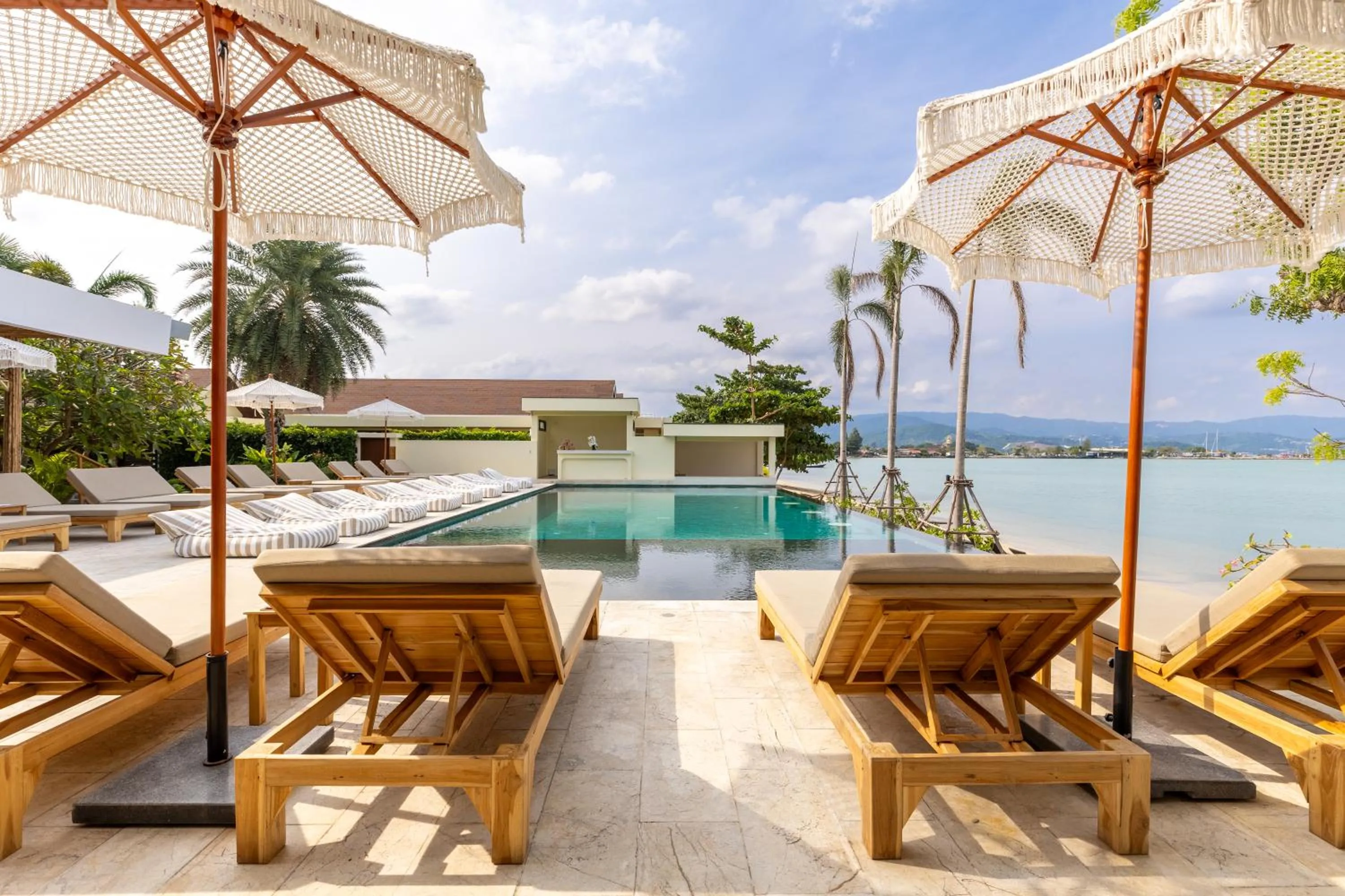 Zaya Beach Club & Resort