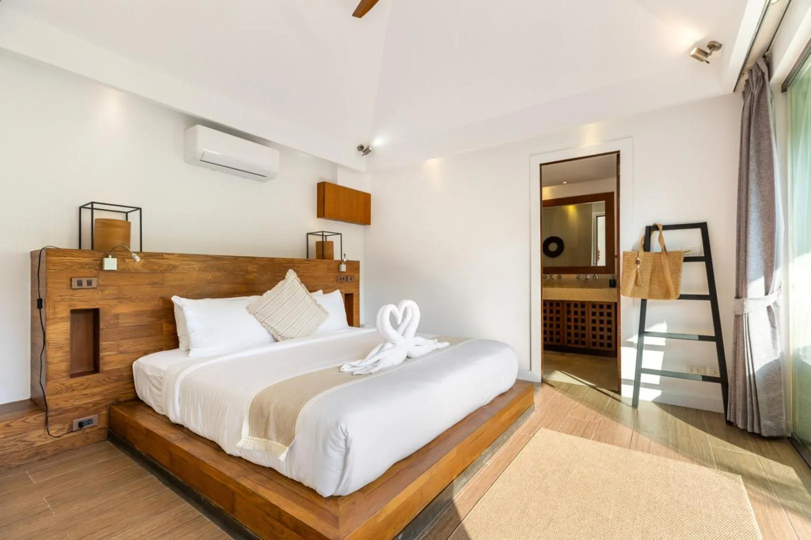 Bed in Zaya Beach Club & Resort
