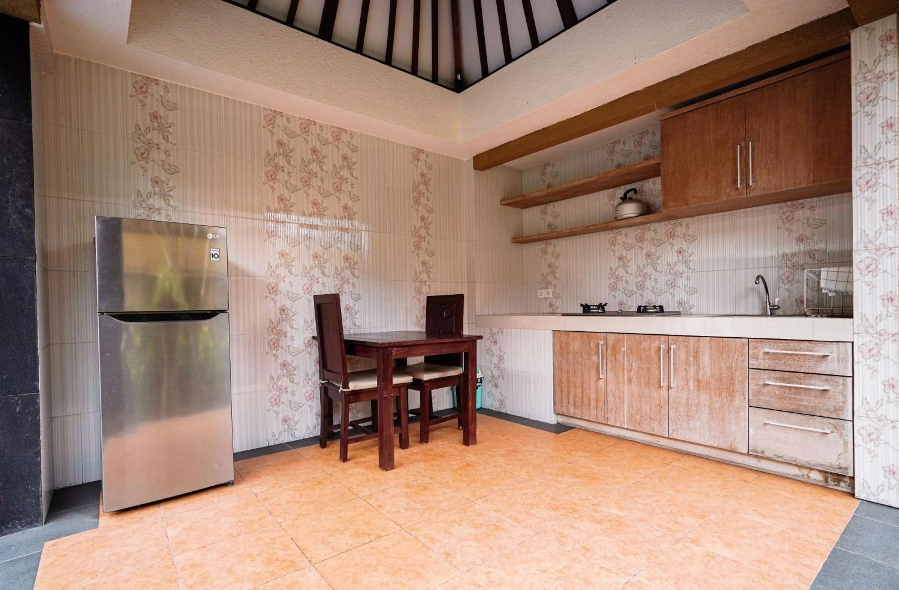 Kitchen or kitchenette in The Janan Villa
