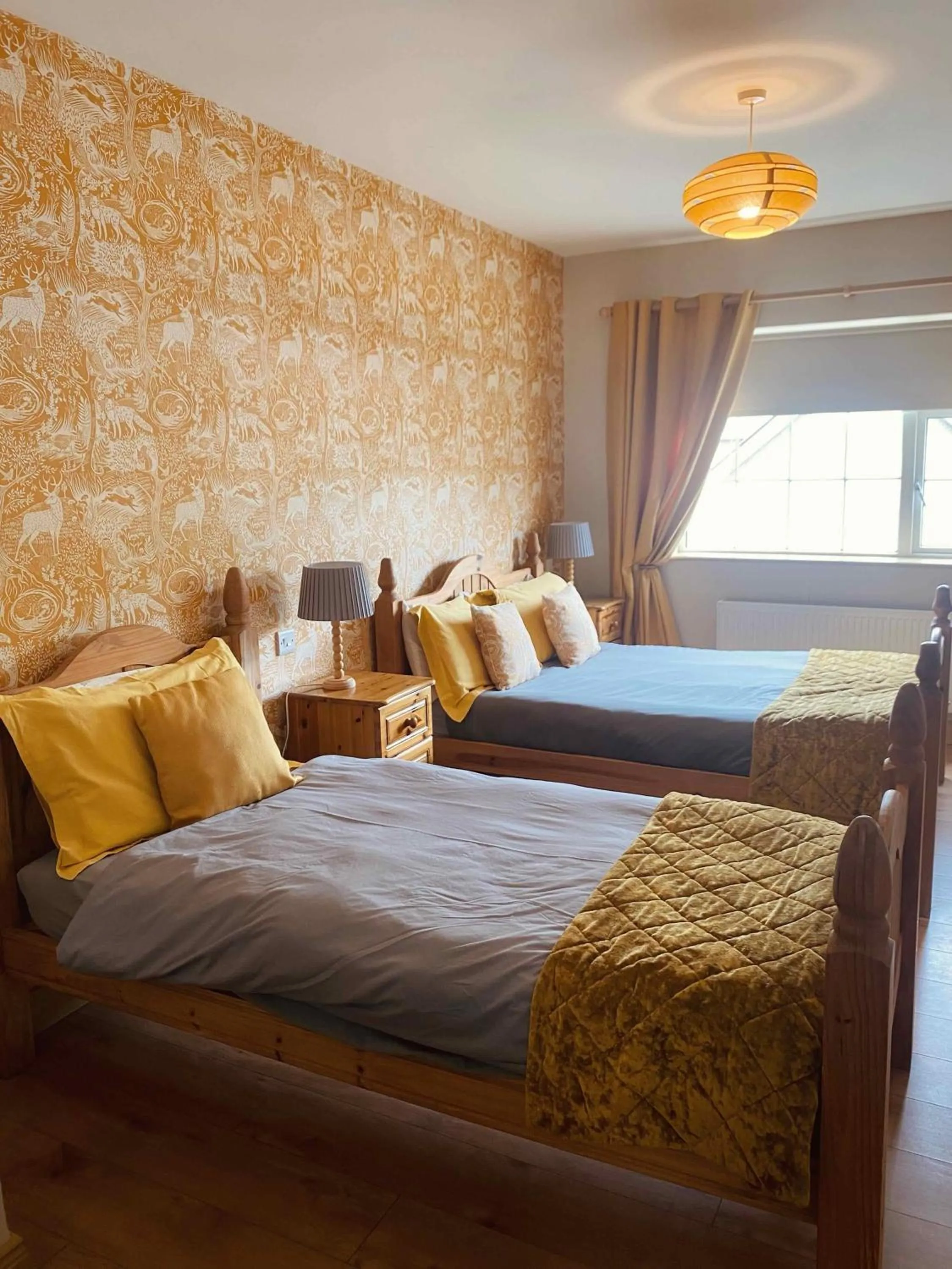 Bed in Dulrush Lodge Guest House, Restaurant and Self-Catering