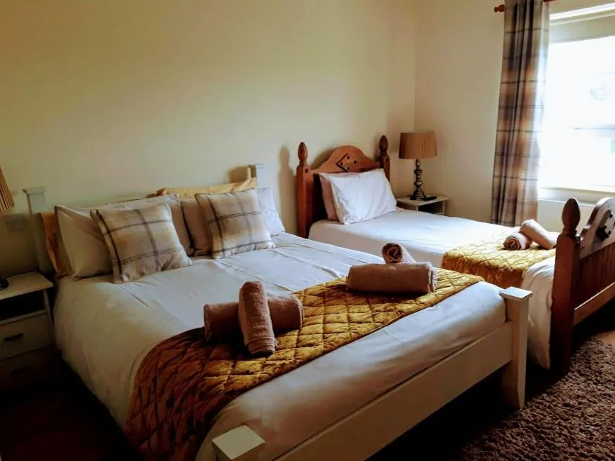Bed in Dulrush Lodge Guest House, Restaurant and Self-Catering