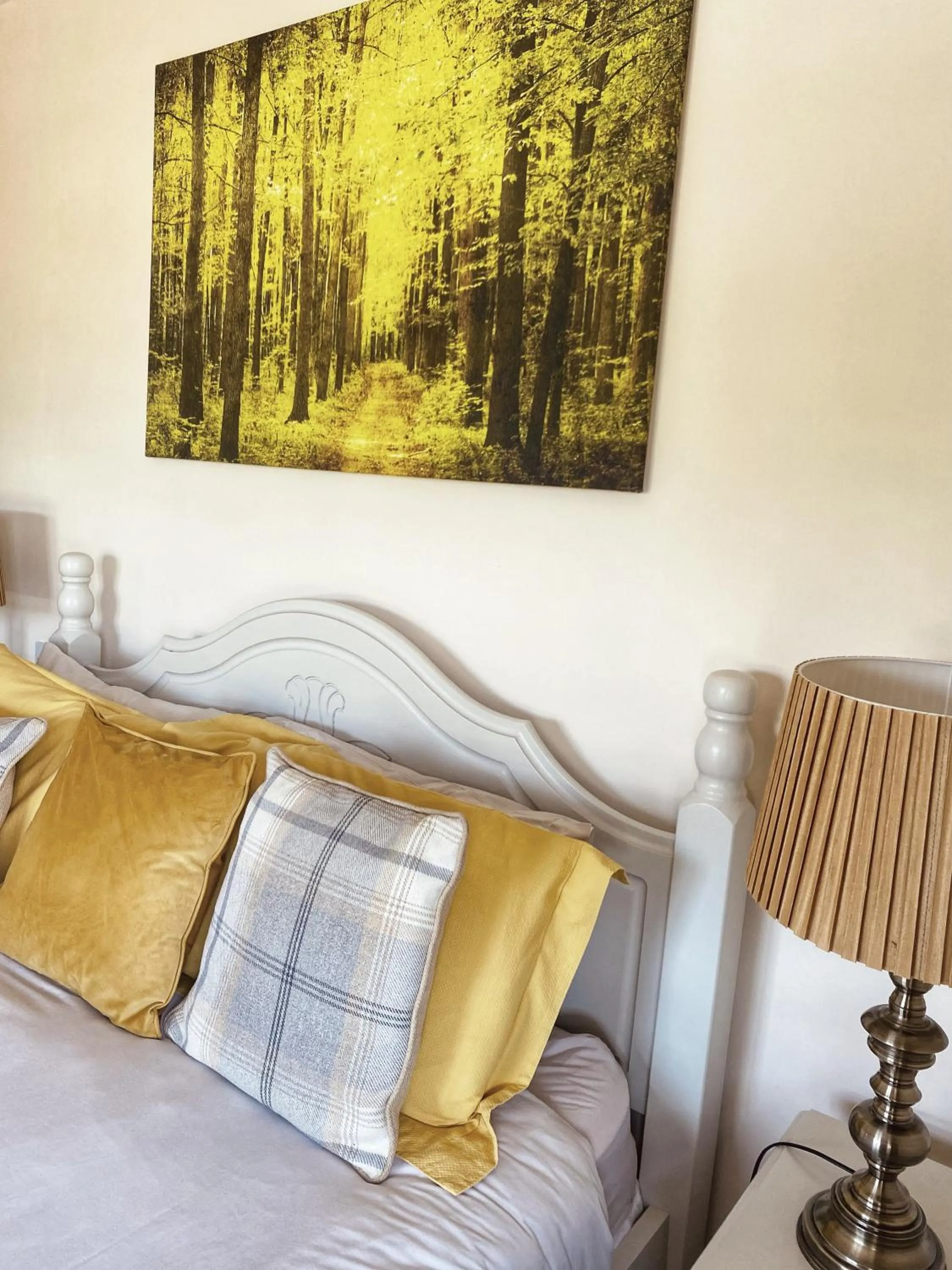 Bed in Dulrush Lodge Guest House, Restaurant and Self-Catering