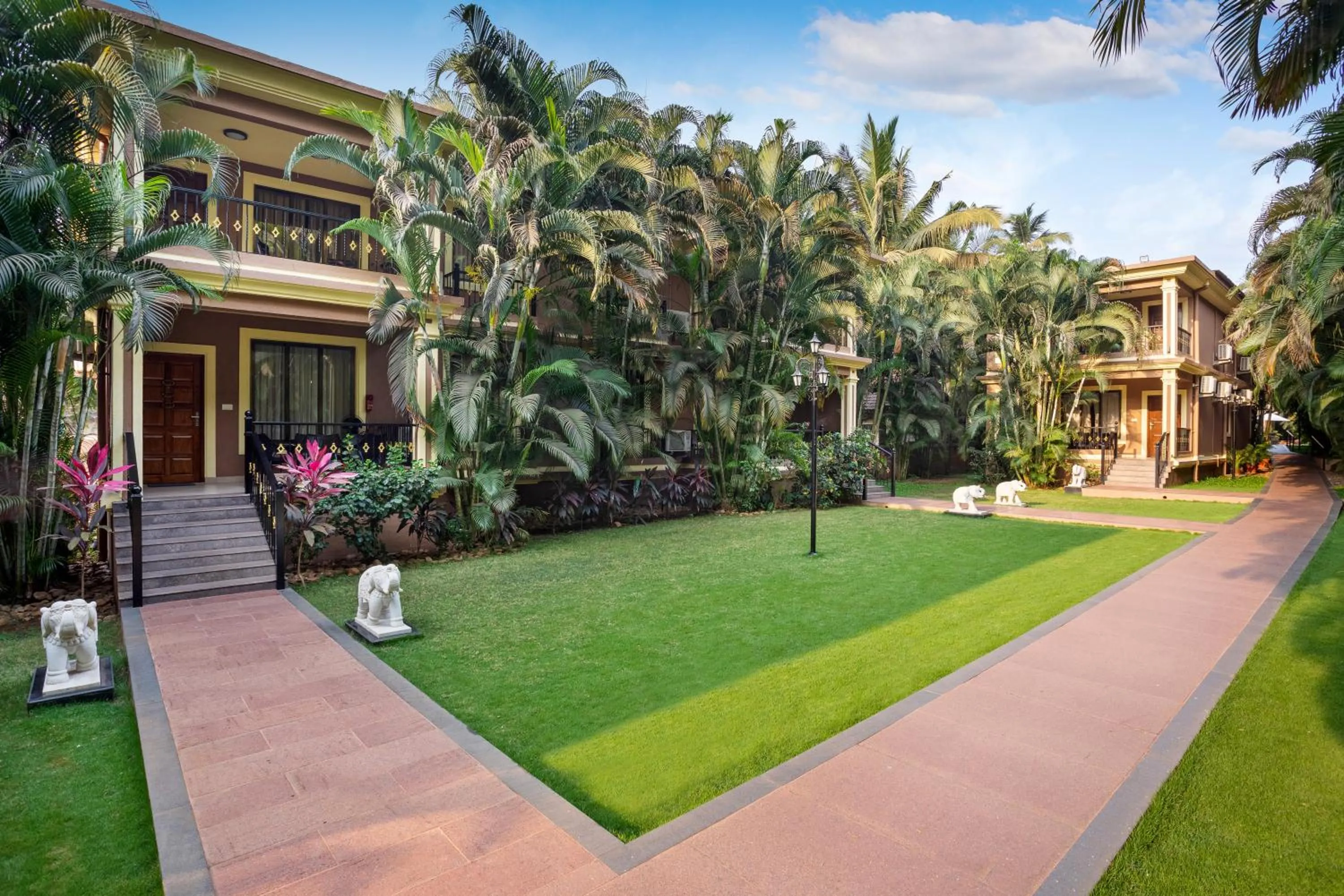 Garden in Seashell Suites and Villas- Candolim Goa