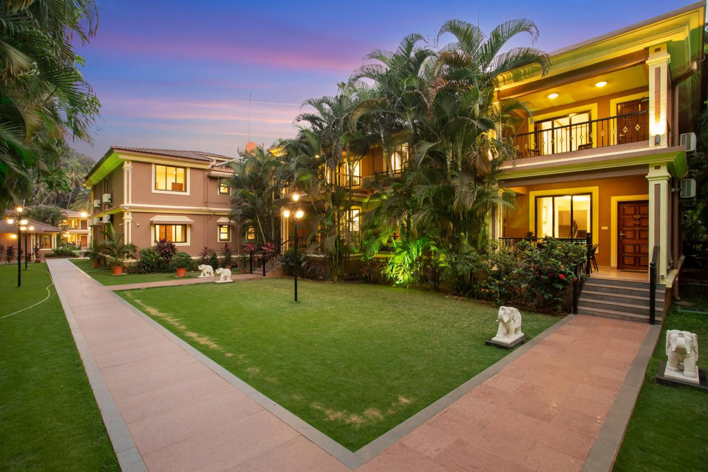 Night in Seashell Suites and Villas- Candolim Goa