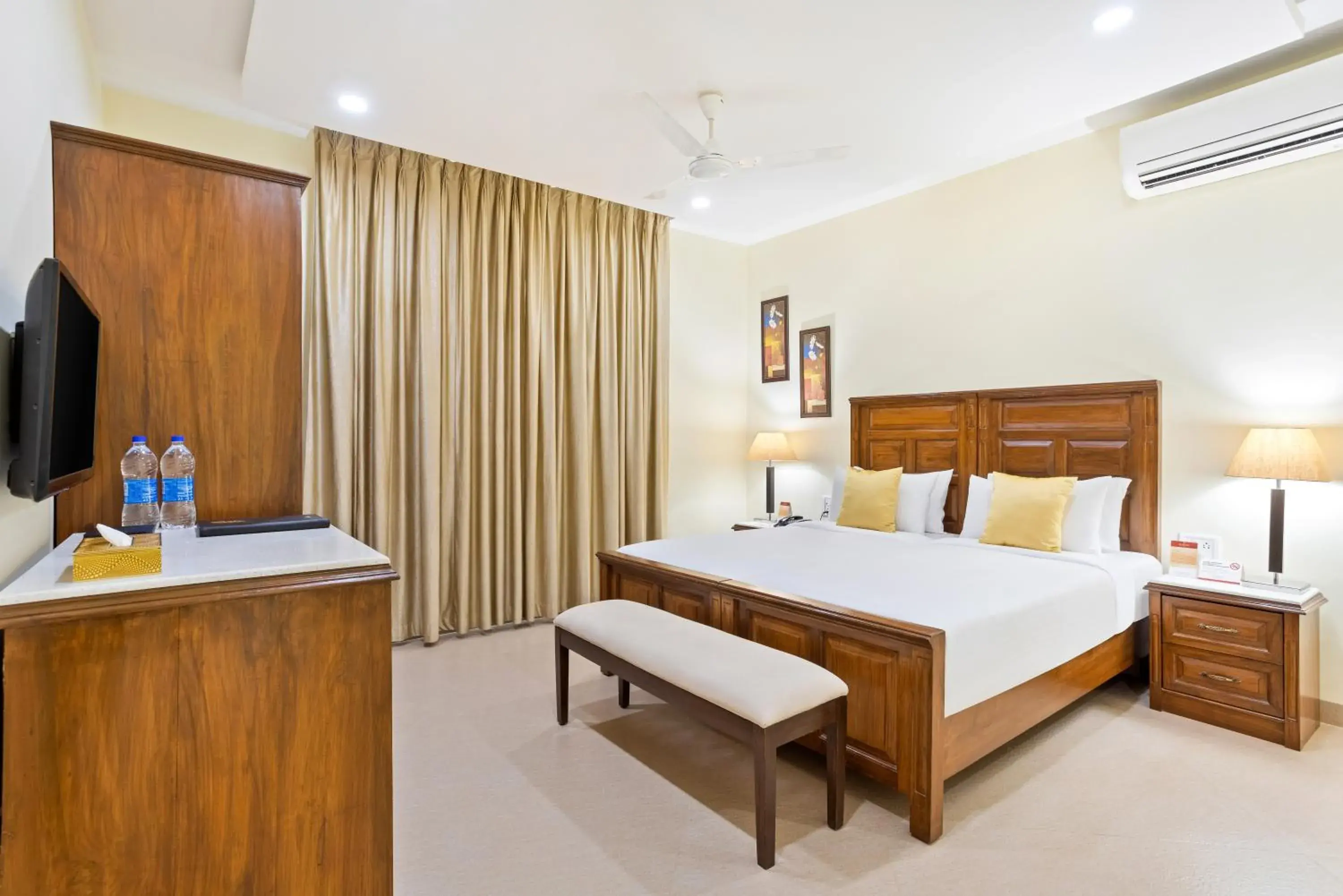 Bedroom, Bed in Seashell Suites and Villas- Candolim Goa Bedroom, Bed in Seashell Suites and Villas- Candolim Goa