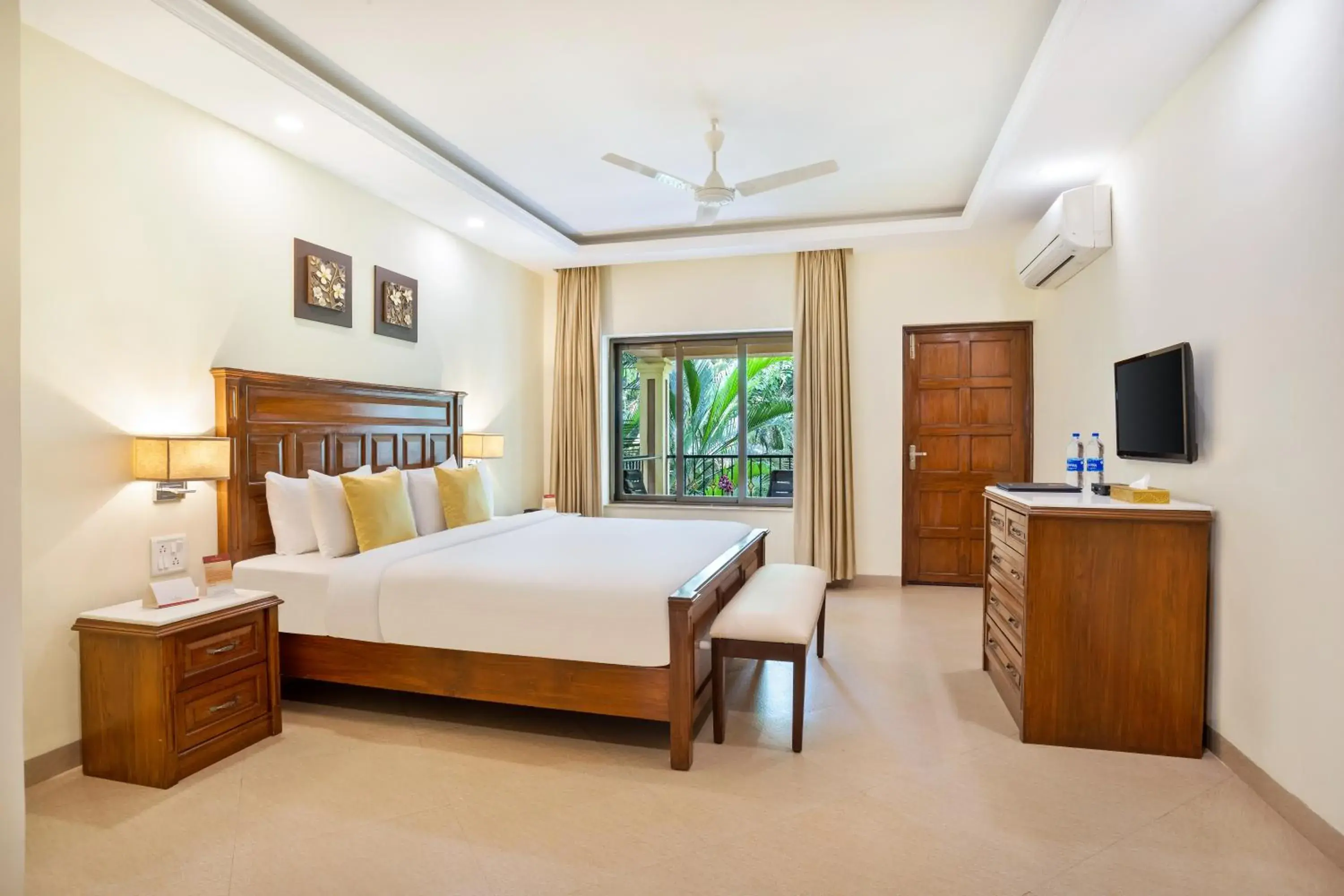 Bedroom, Bed in Seashell Suites and Villas- Candolim Goa Bedroom, Bed in Seashell Suites and Villas- Candolim Goa