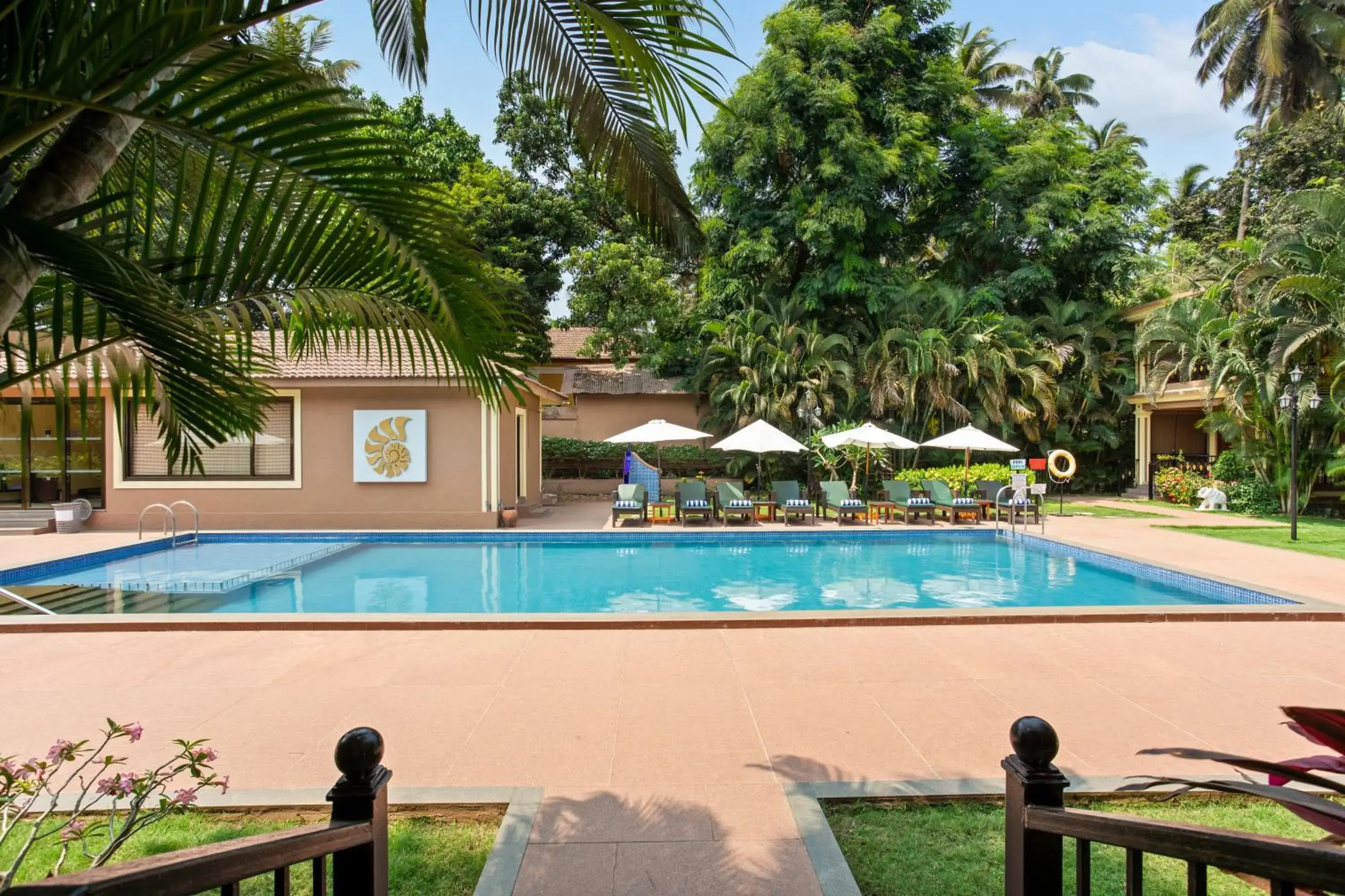 Swimming pool in Seashell Suites and Villas- Candolim Goa Swimming pool in Seashell Suites and Villas- Candolim Goa