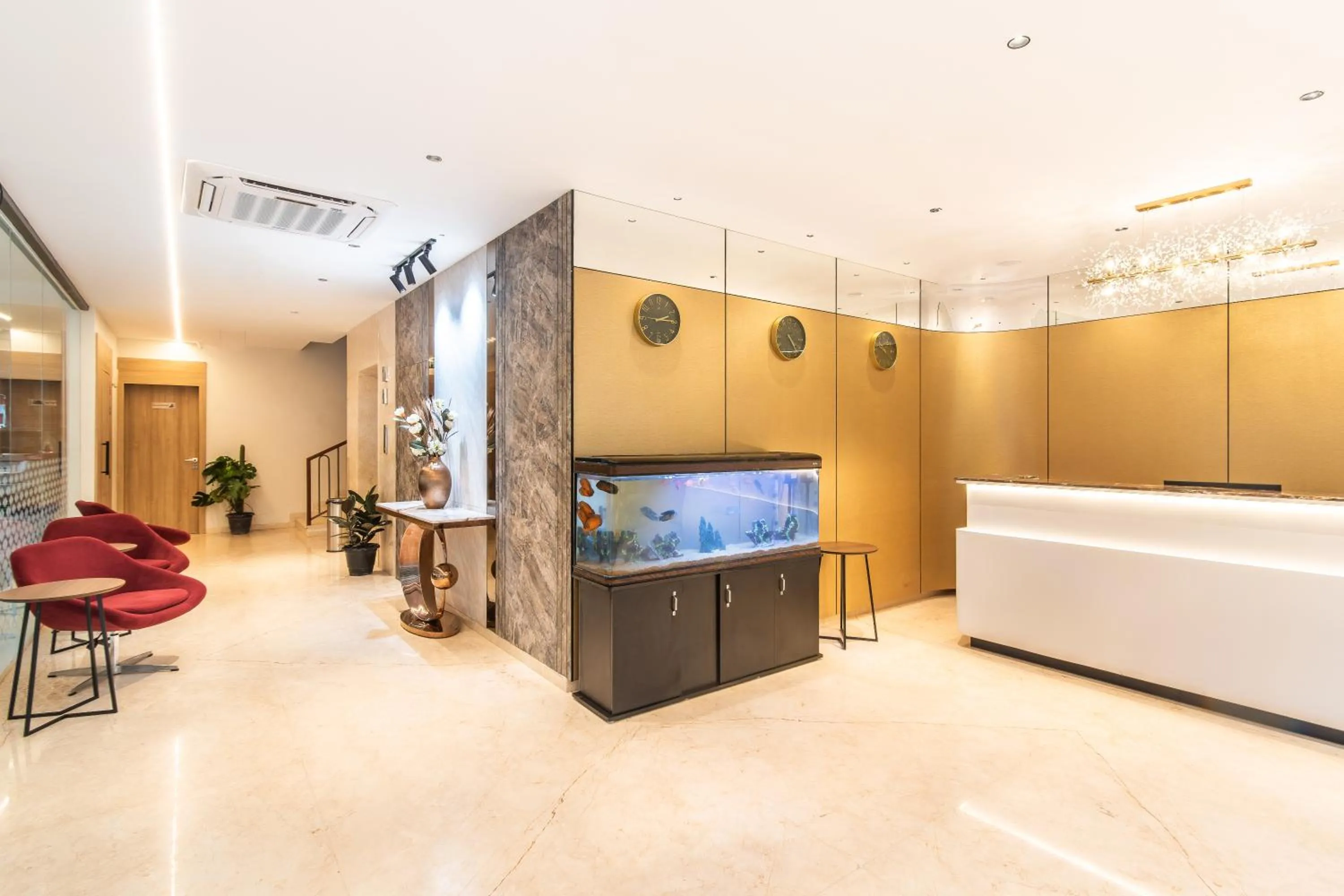 Lobby or reception in Hotel Lenexa by Bestinn Leisure