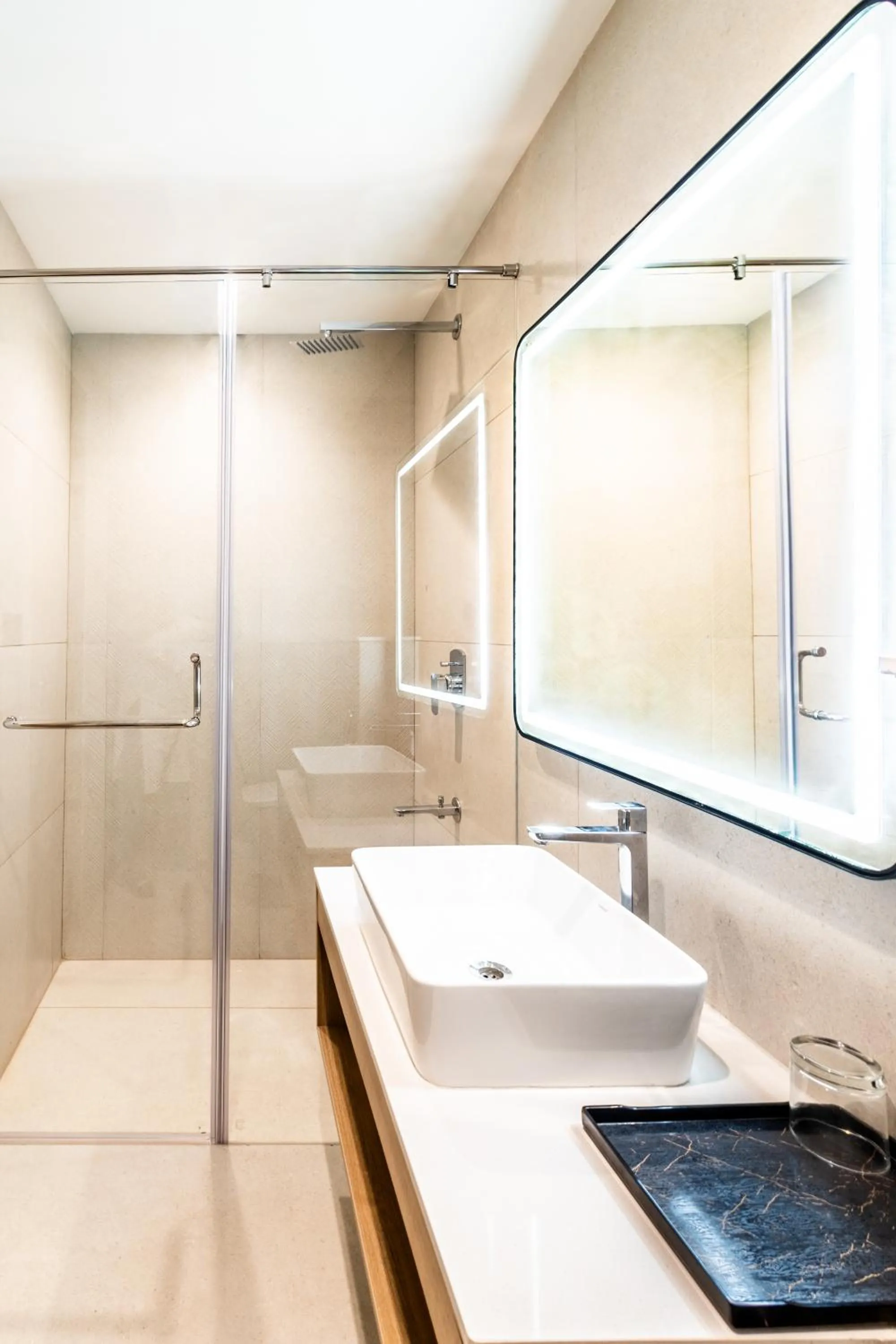 Shower in Hotel Lenexa by Bestinn Leisure