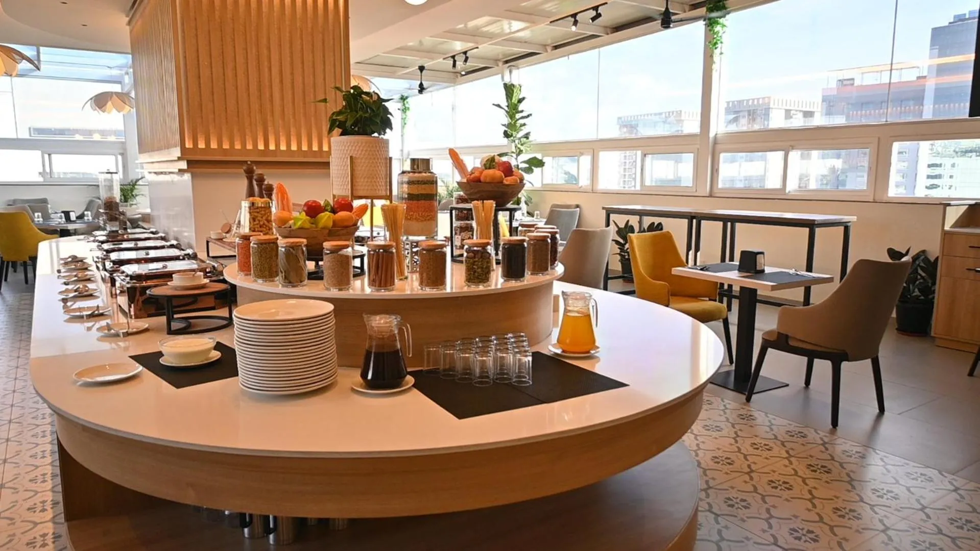 Fitness centre/facilities in Hotel Lenexa by Bestinn Leisure