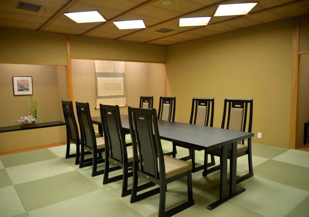 Restaurant/places to eat in Meitetsu Komaki Hotel