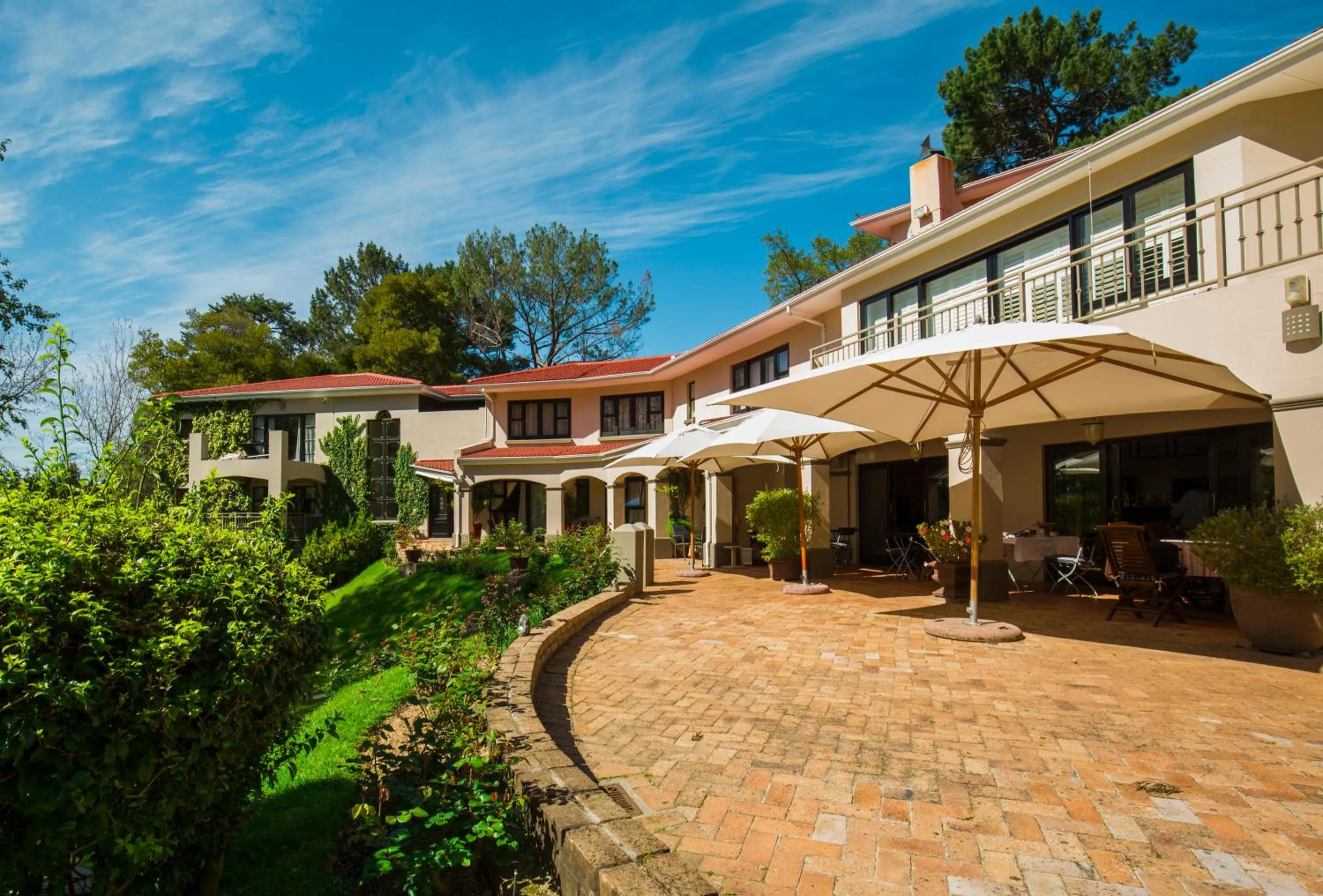 Property building in Southern Light Country House