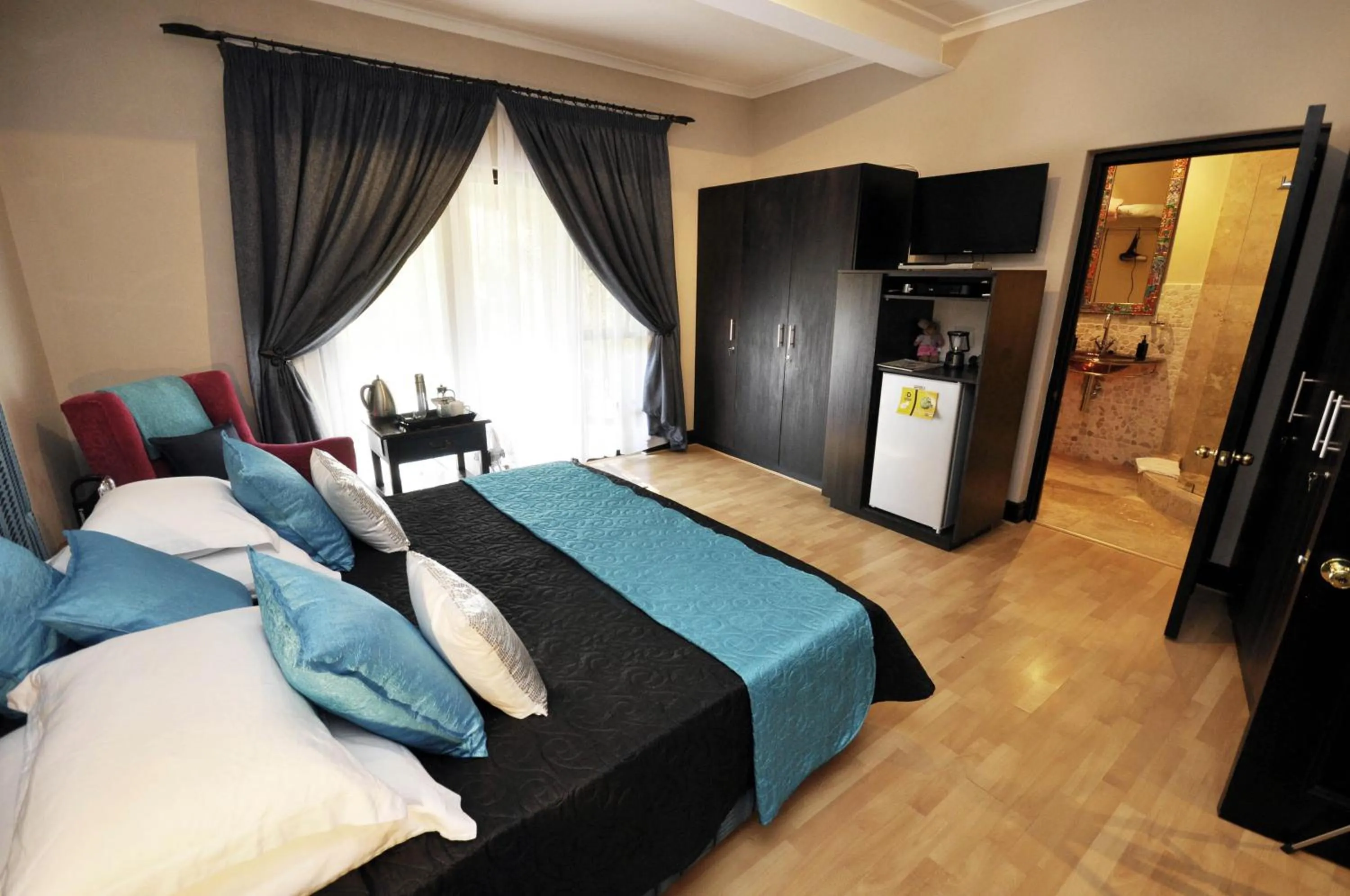 Bed in Southern Light Country House