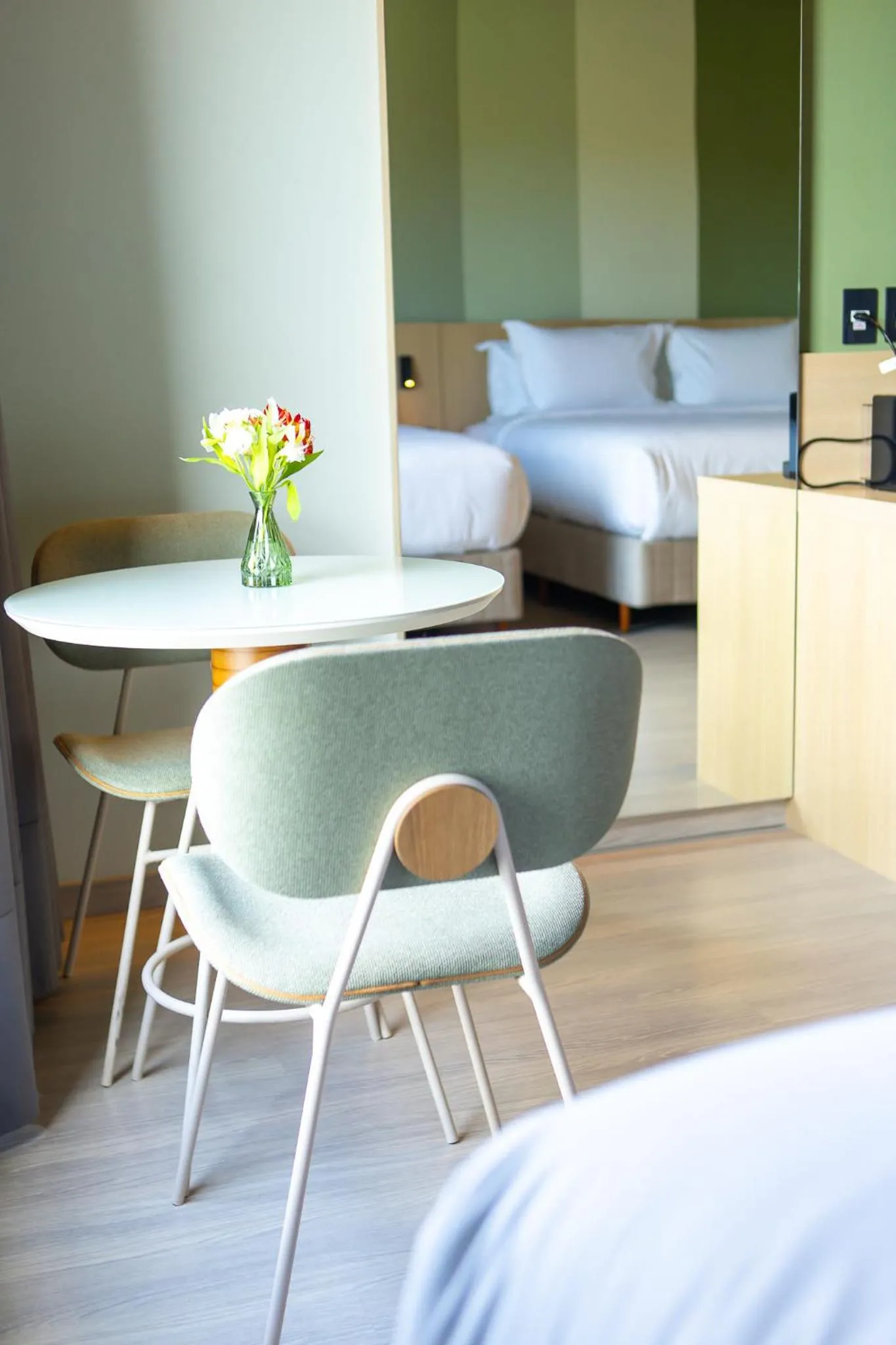 Area and facilities in Liwe Hotels