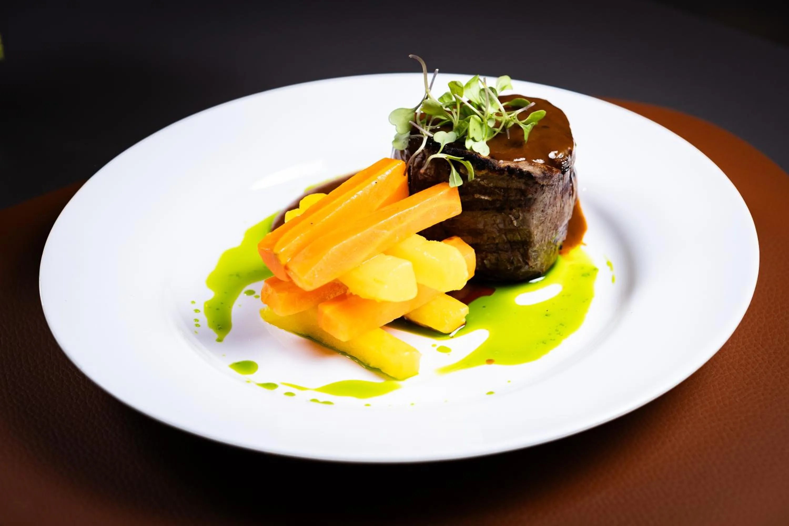 Restaurant/places to eat in Liwe Hotels