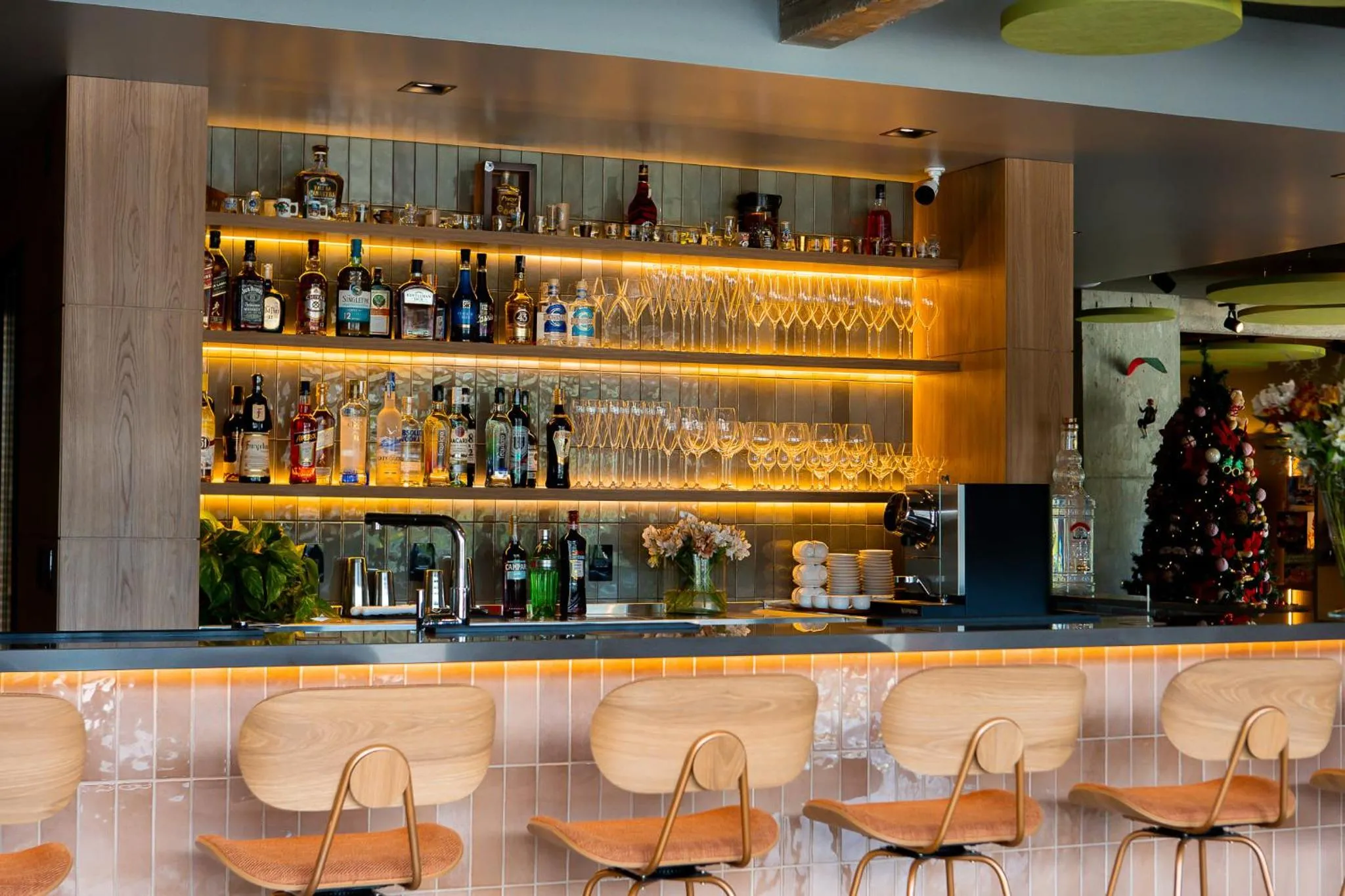 Lounge or bar in Liwe Hotels