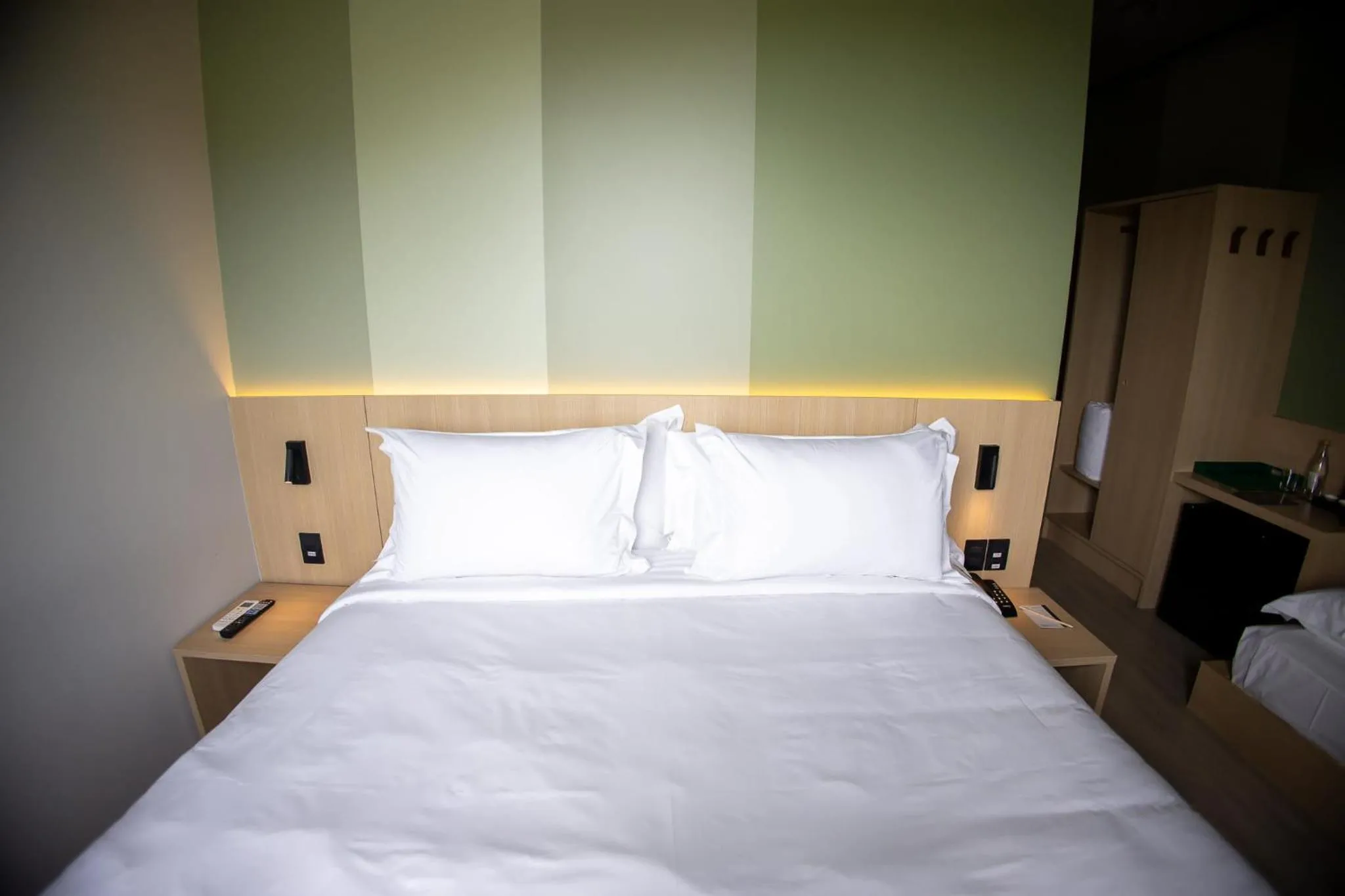 Bedroom, Bed in Liwe Hotels