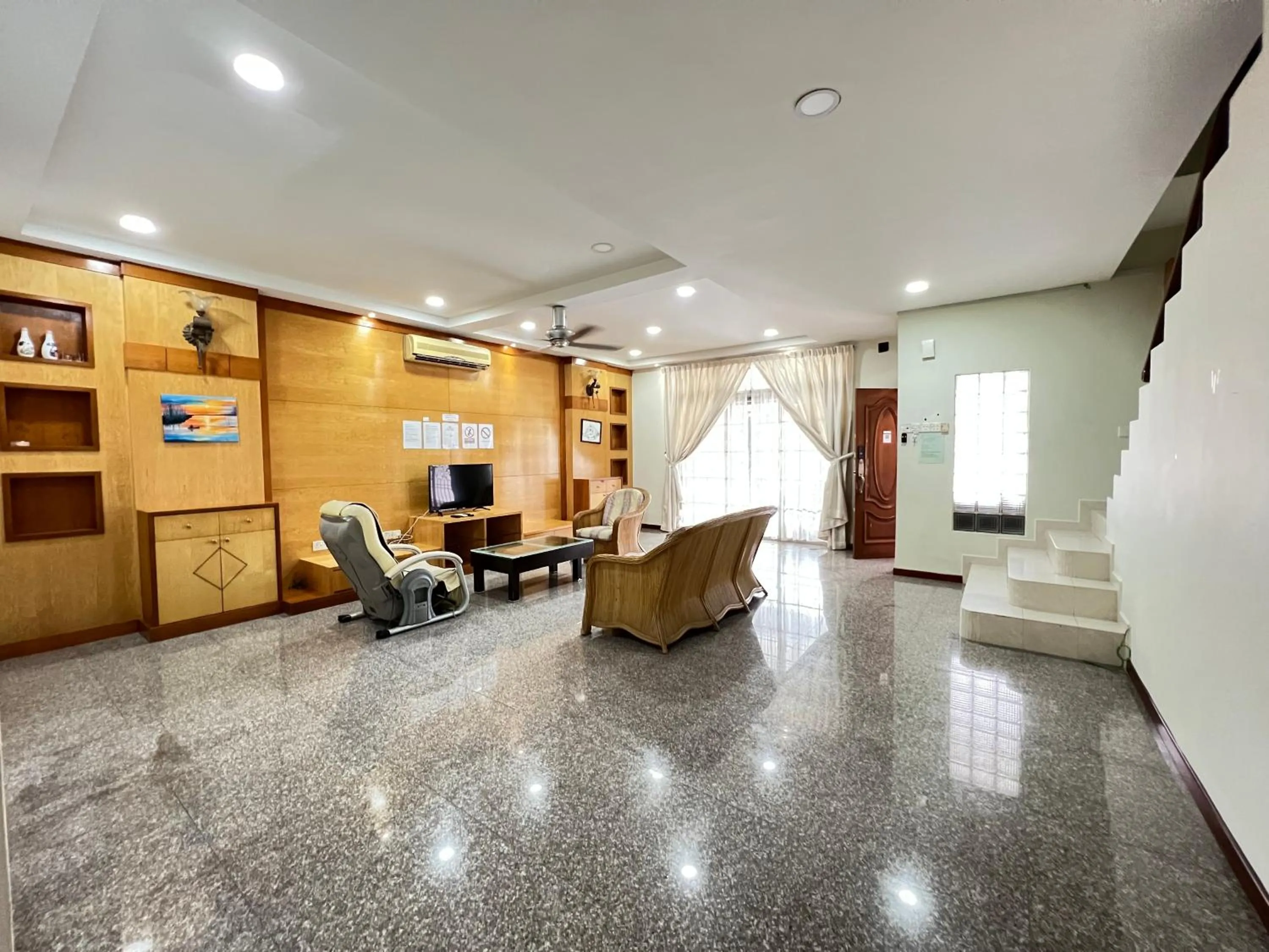 Jiaxin Homestay - Desa Terbau 家馨民宿