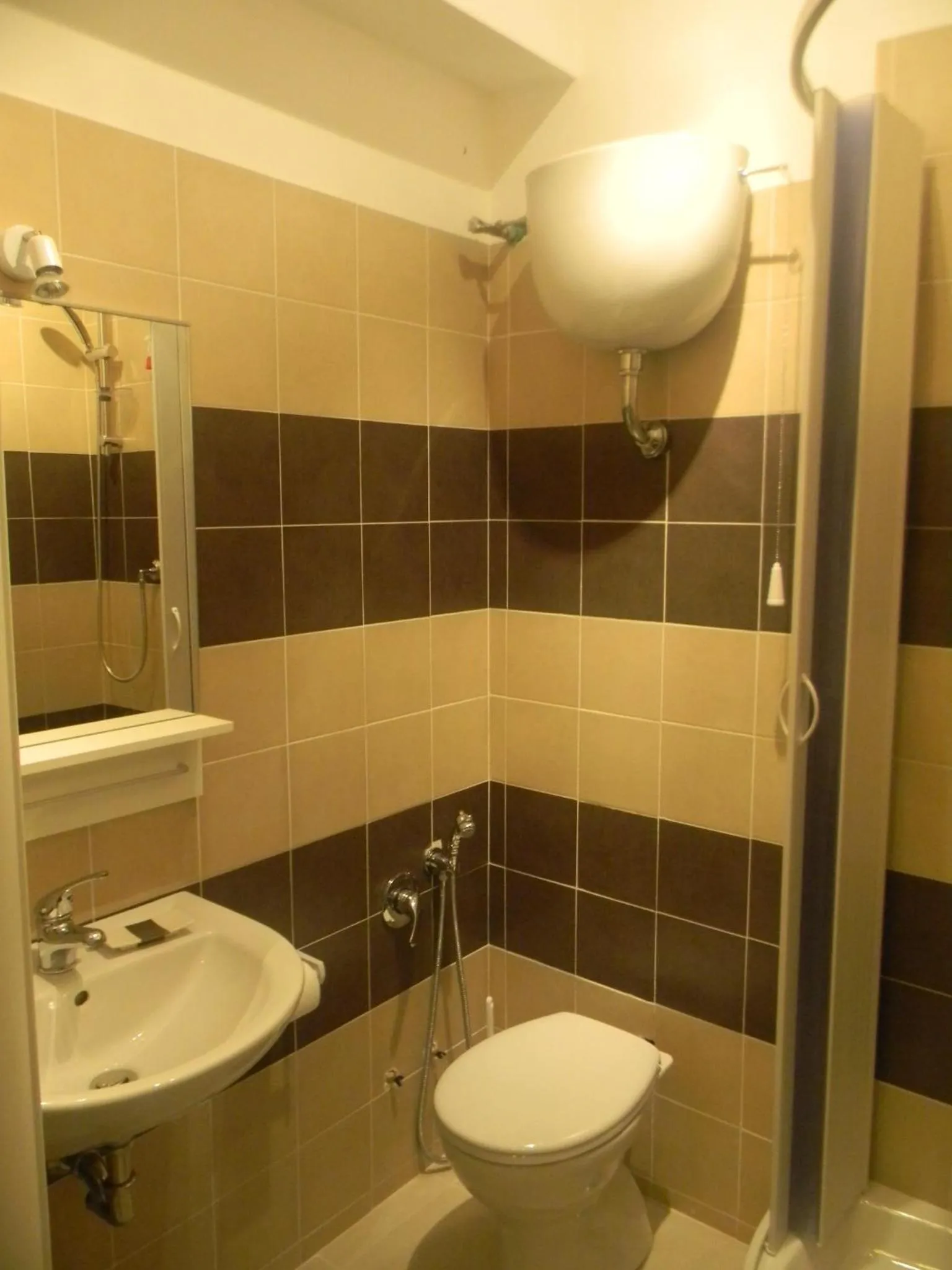 Bathroom in Morgagni House