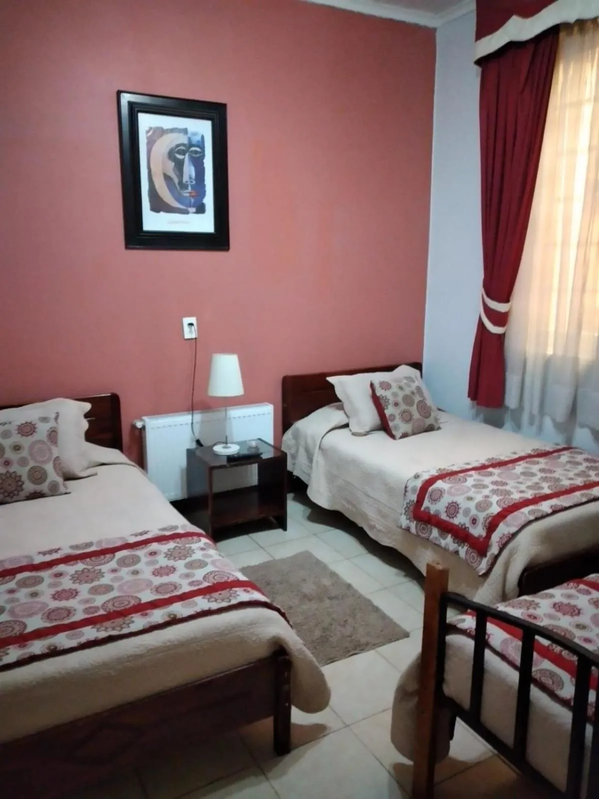 Triple Room with Private Bathroom in Hotel Empresarial
