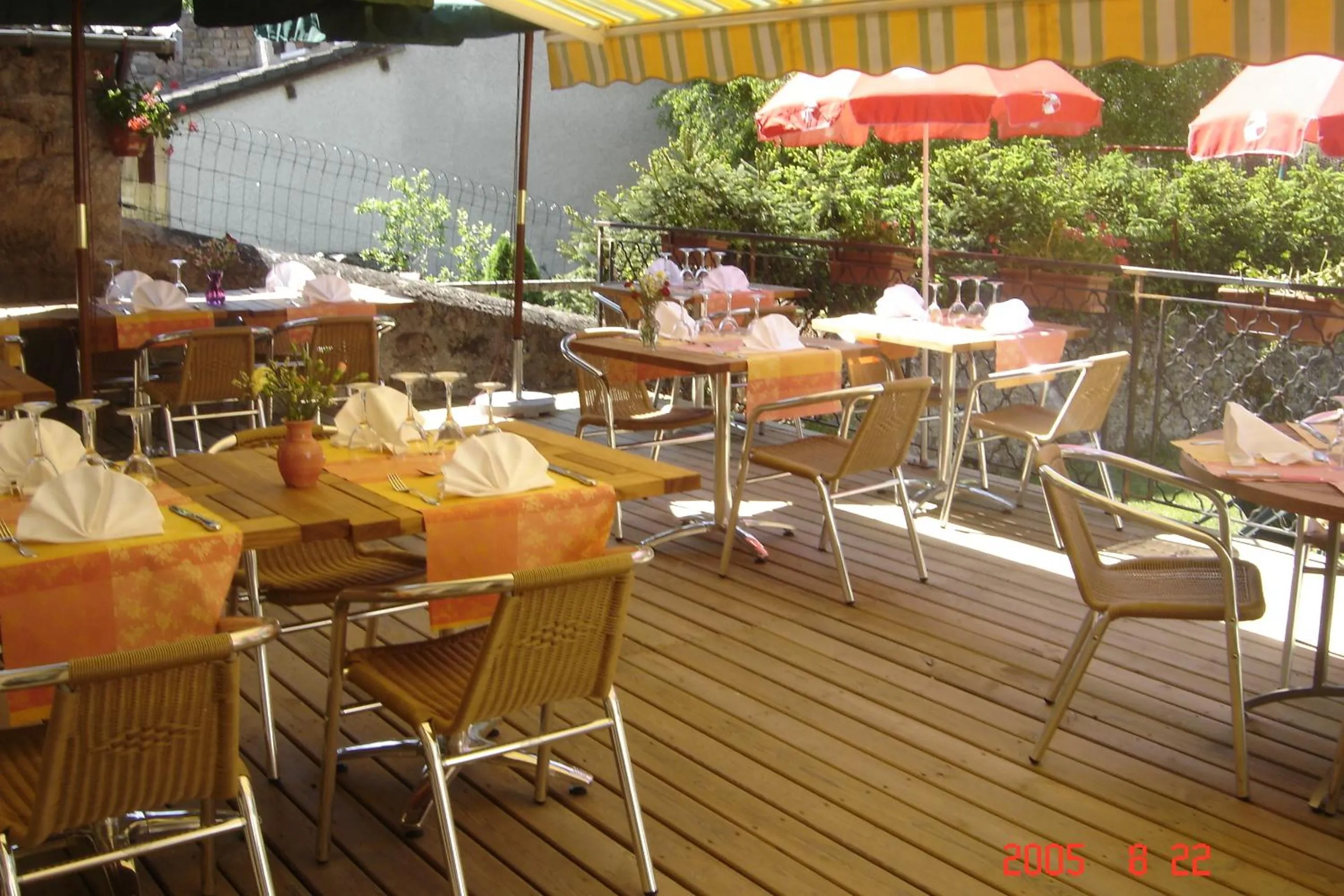 Balcony/Terrace in Logis SPA Hotel Restaurant De La Poste