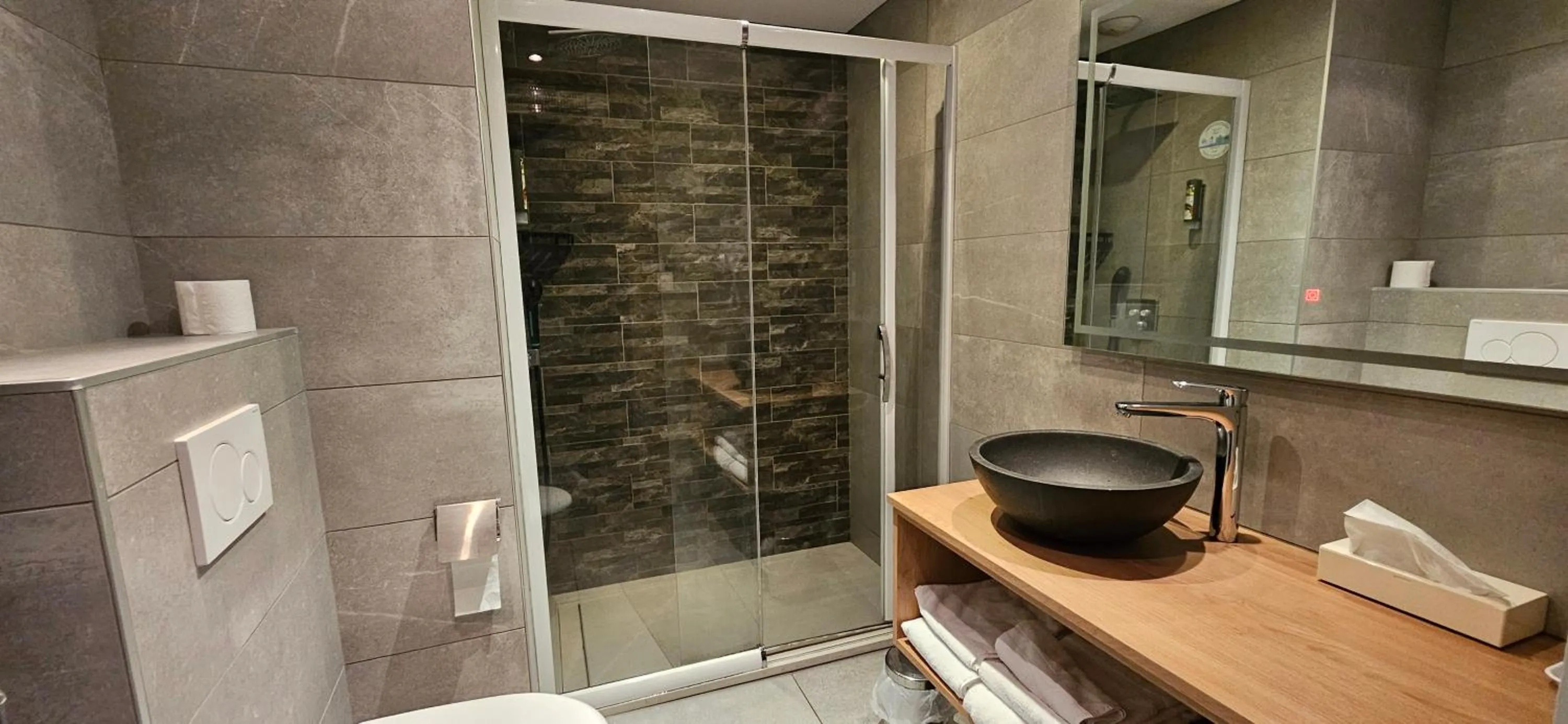 Logis SPA Hotel Restaurant De La Poste