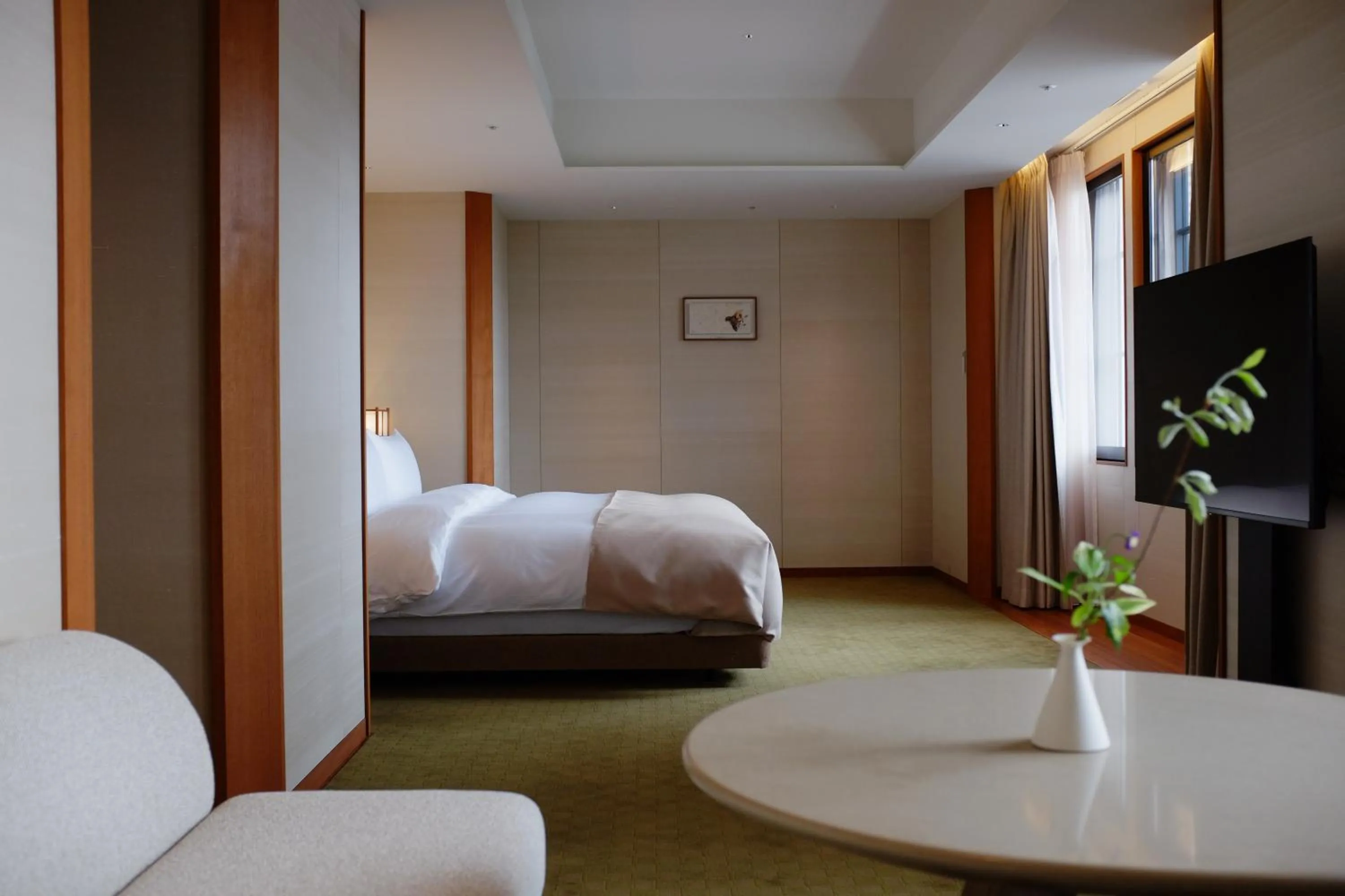 Bed in Imperial Hotel, Kyoto