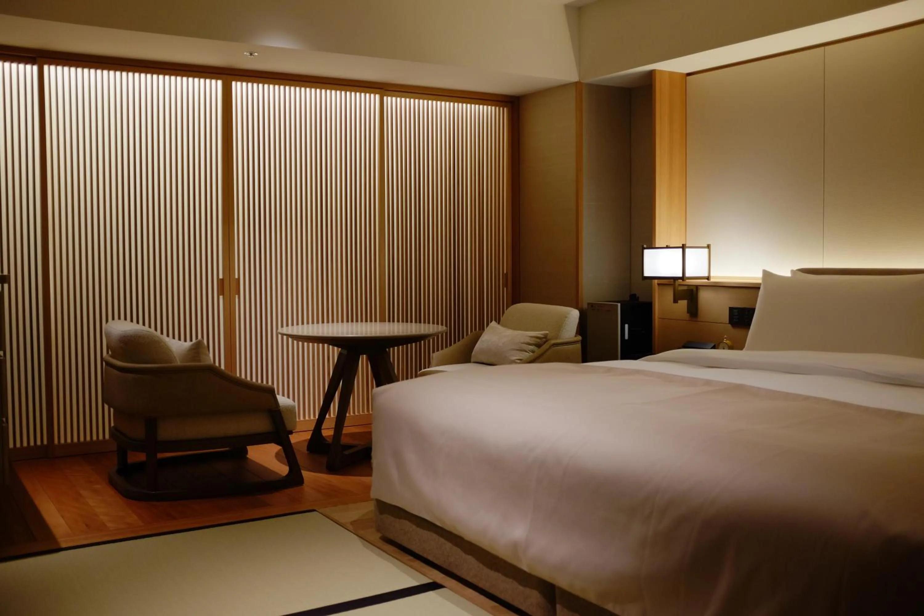 Bed in Imperial Hotel, Kyoto