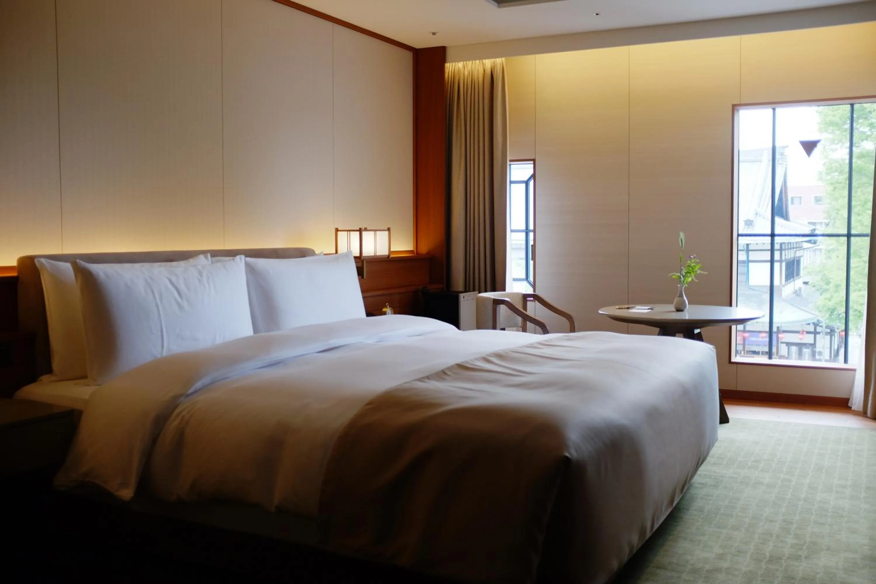 Bed in Imperial Hotel, Kyoto