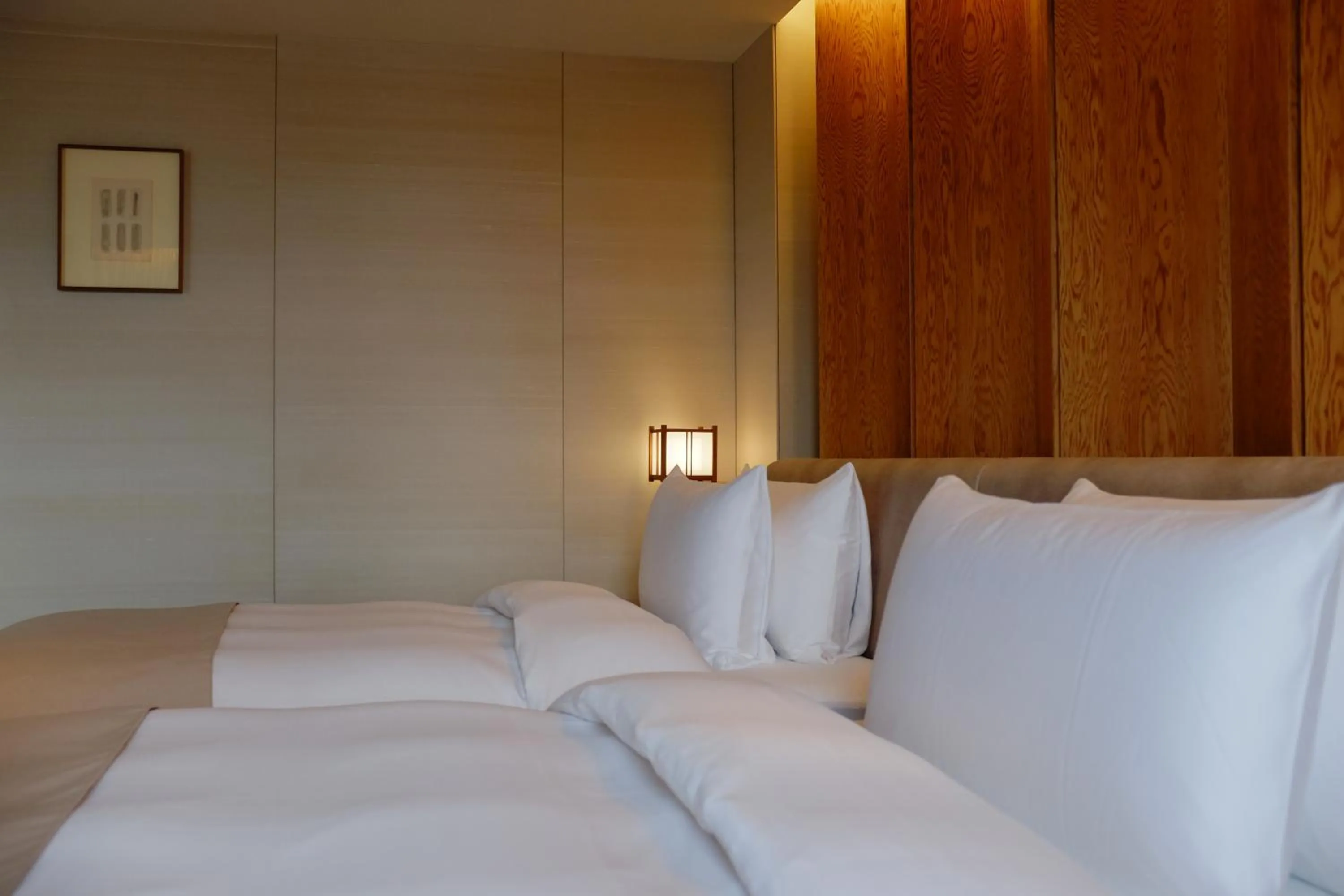 Bed in Imperial Hotel, Kyoto