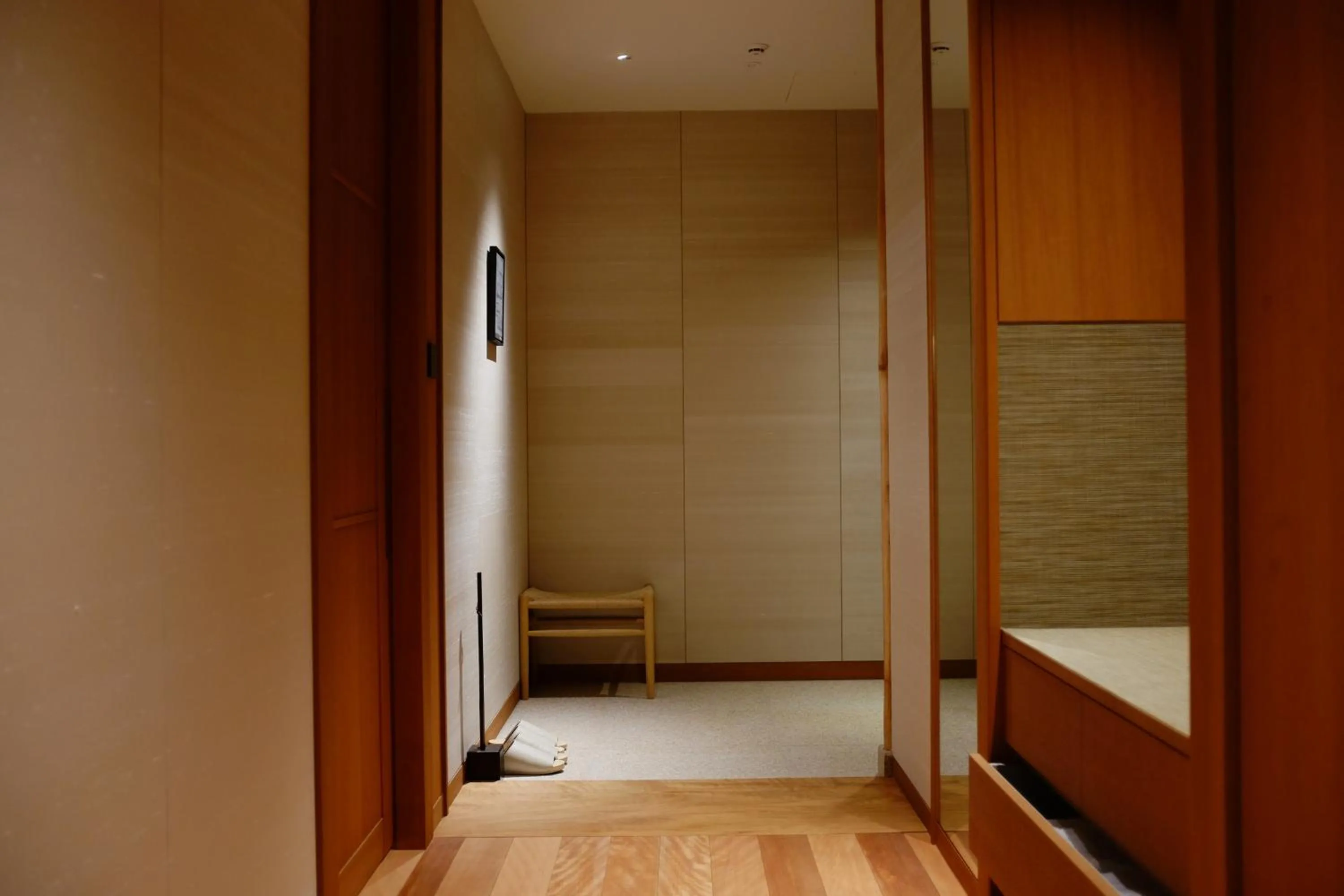 Photo of the whole room in Imperial Hotel, Kyoto